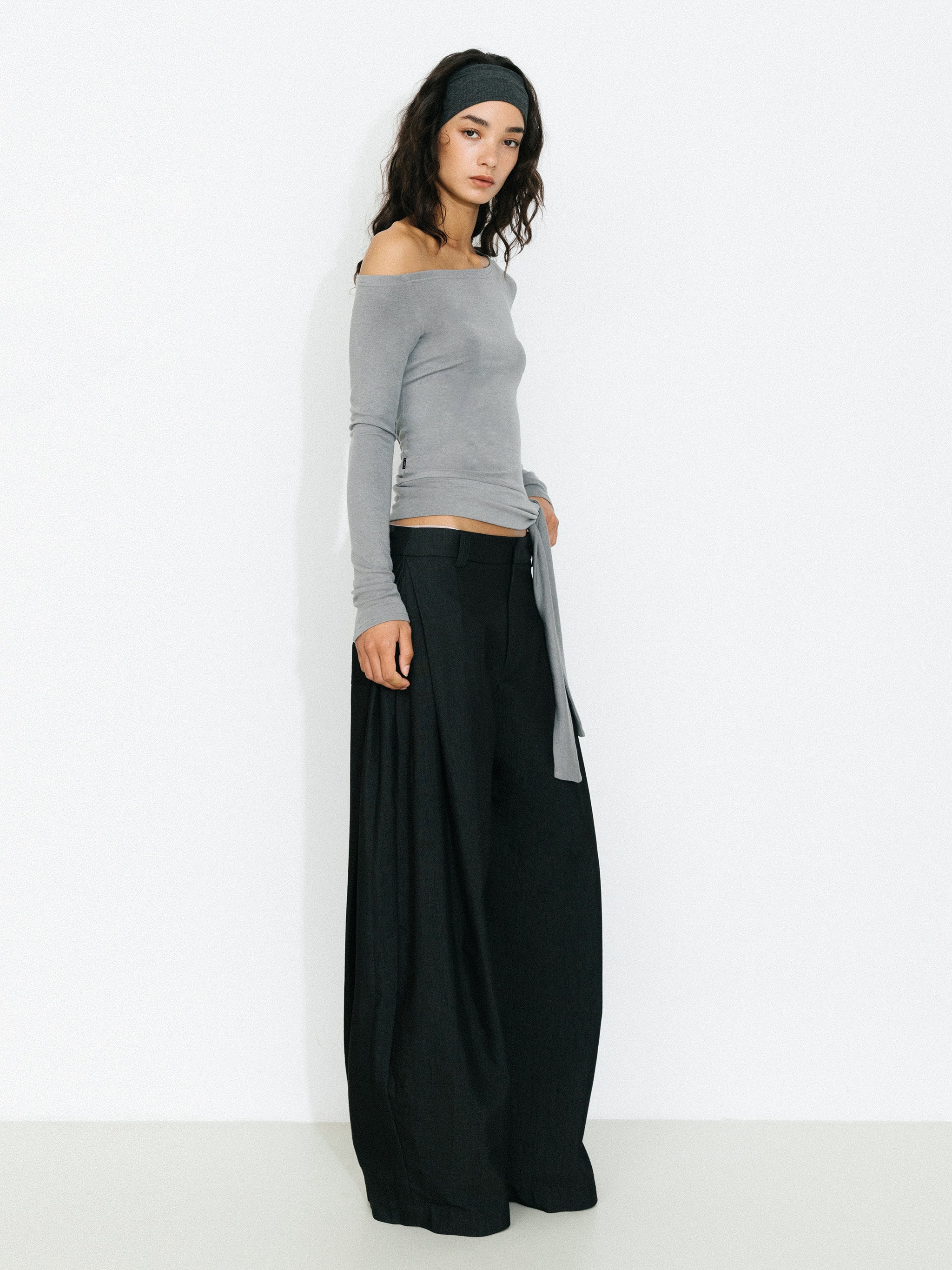 C by CUBIC One-Shoulder Slim-Fit Long-Sleeve Top - Image 11