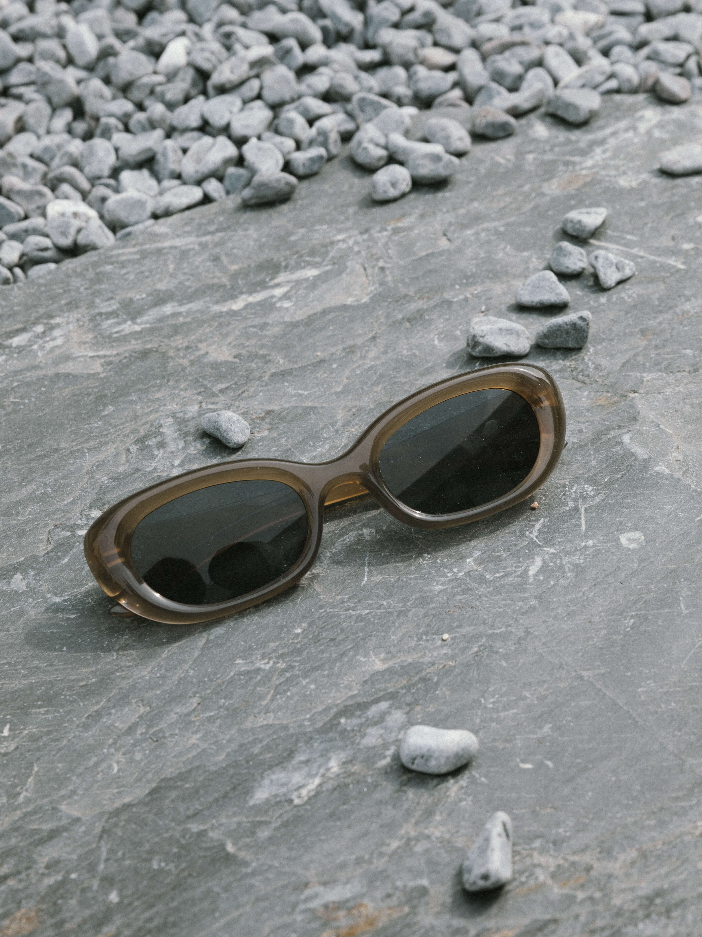 Cat-Eye Sunglasses - Image 17