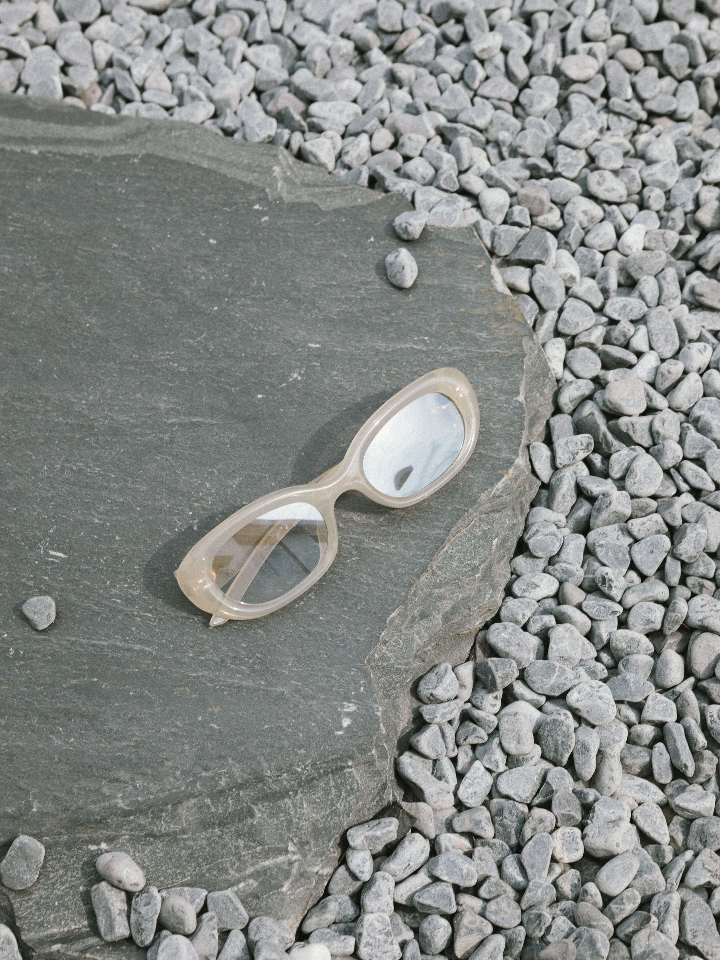 Cat-Eye Sunglasses - Image 18