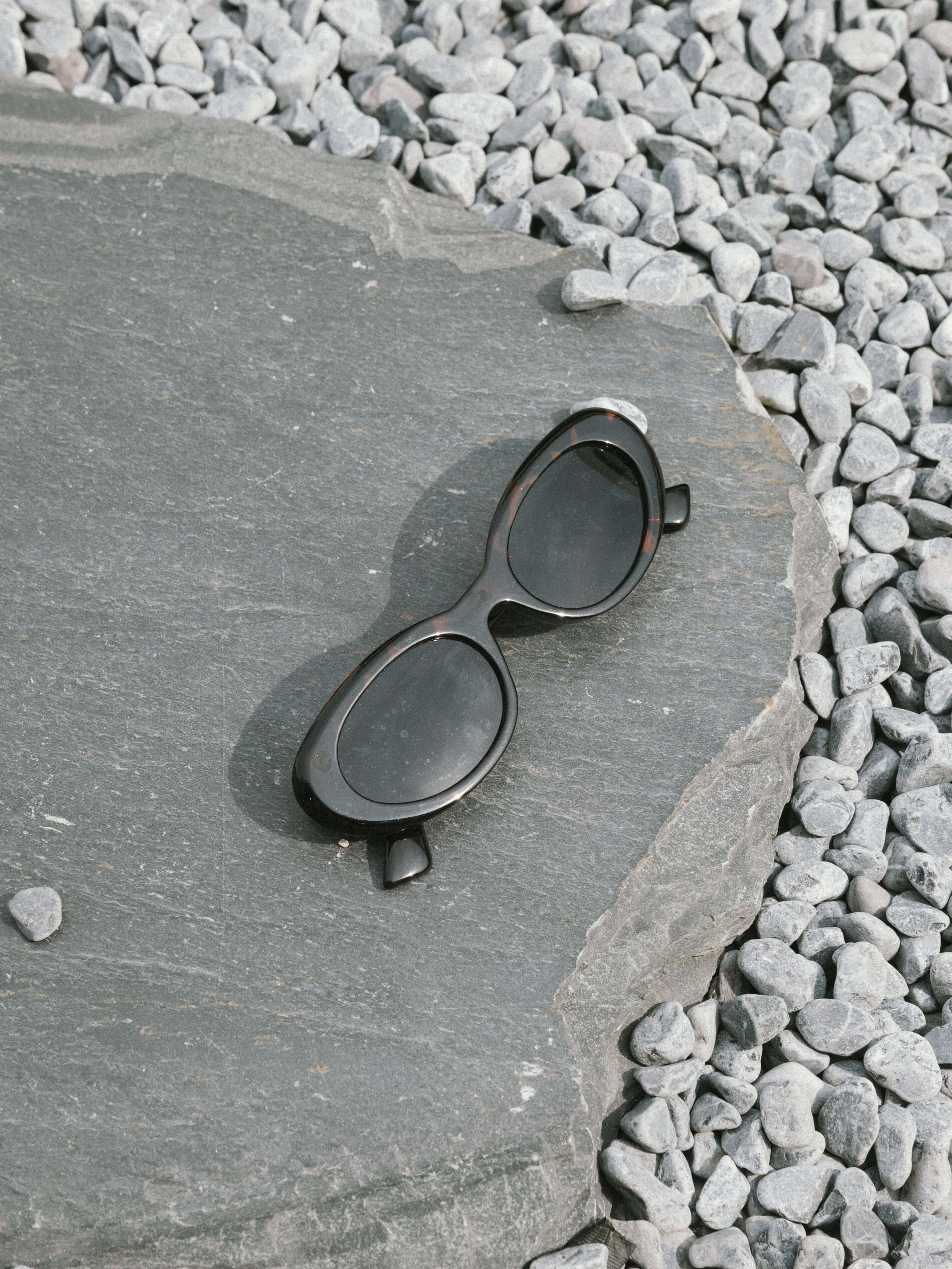 Cat-Eye Sunglasses - Image 20