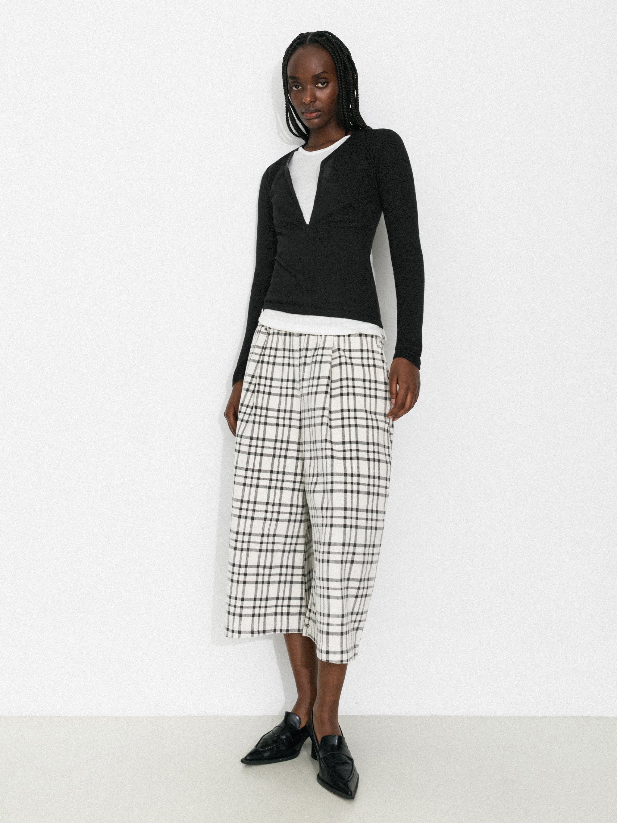 Casual Faux-Layer Knit Top - Image 11