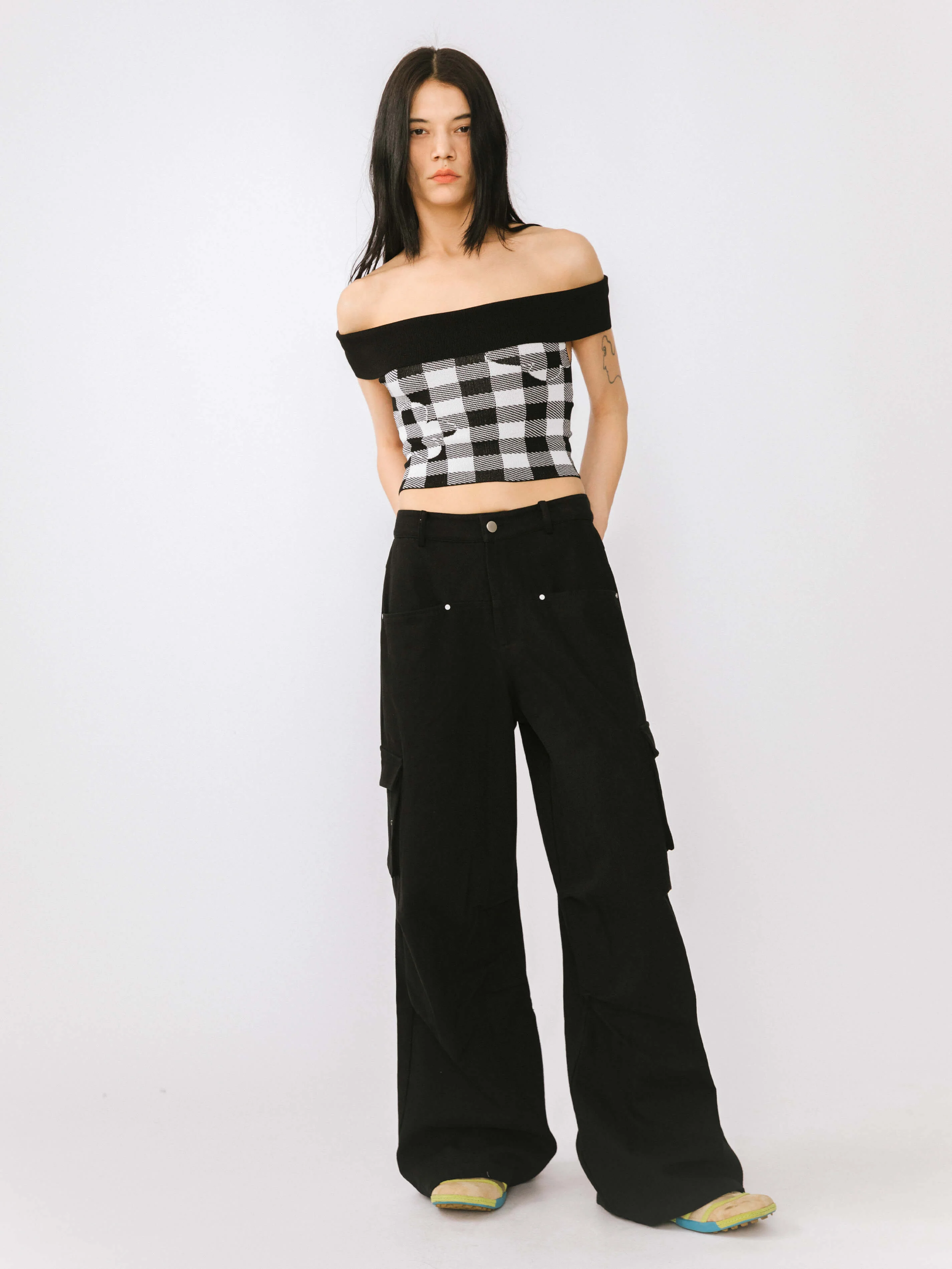Off-Shoulder Checkered Knit Cami Top - Image 18