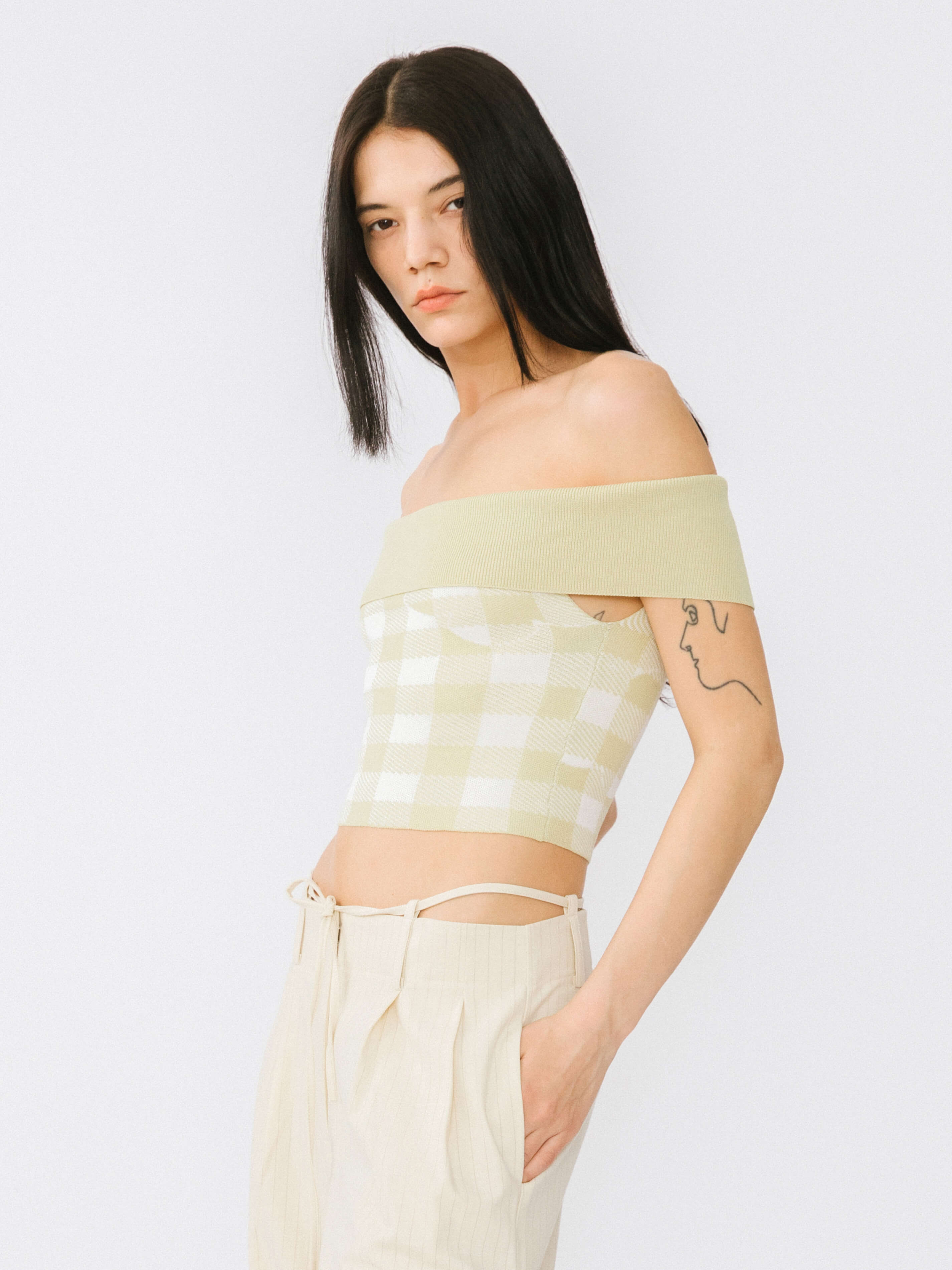 Off-Shoulder Checkered Knit Cami Top - Image 4