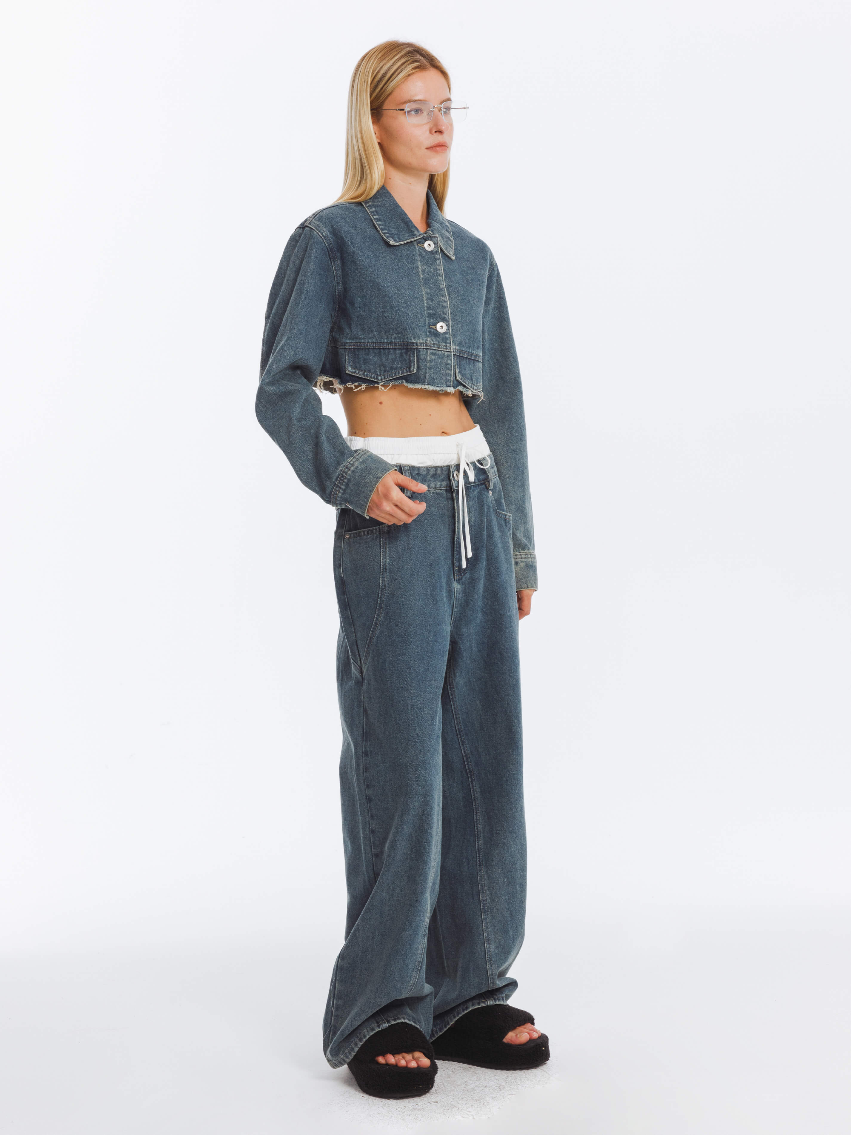 Cutaway Loose Straight Jeans - Image 6
