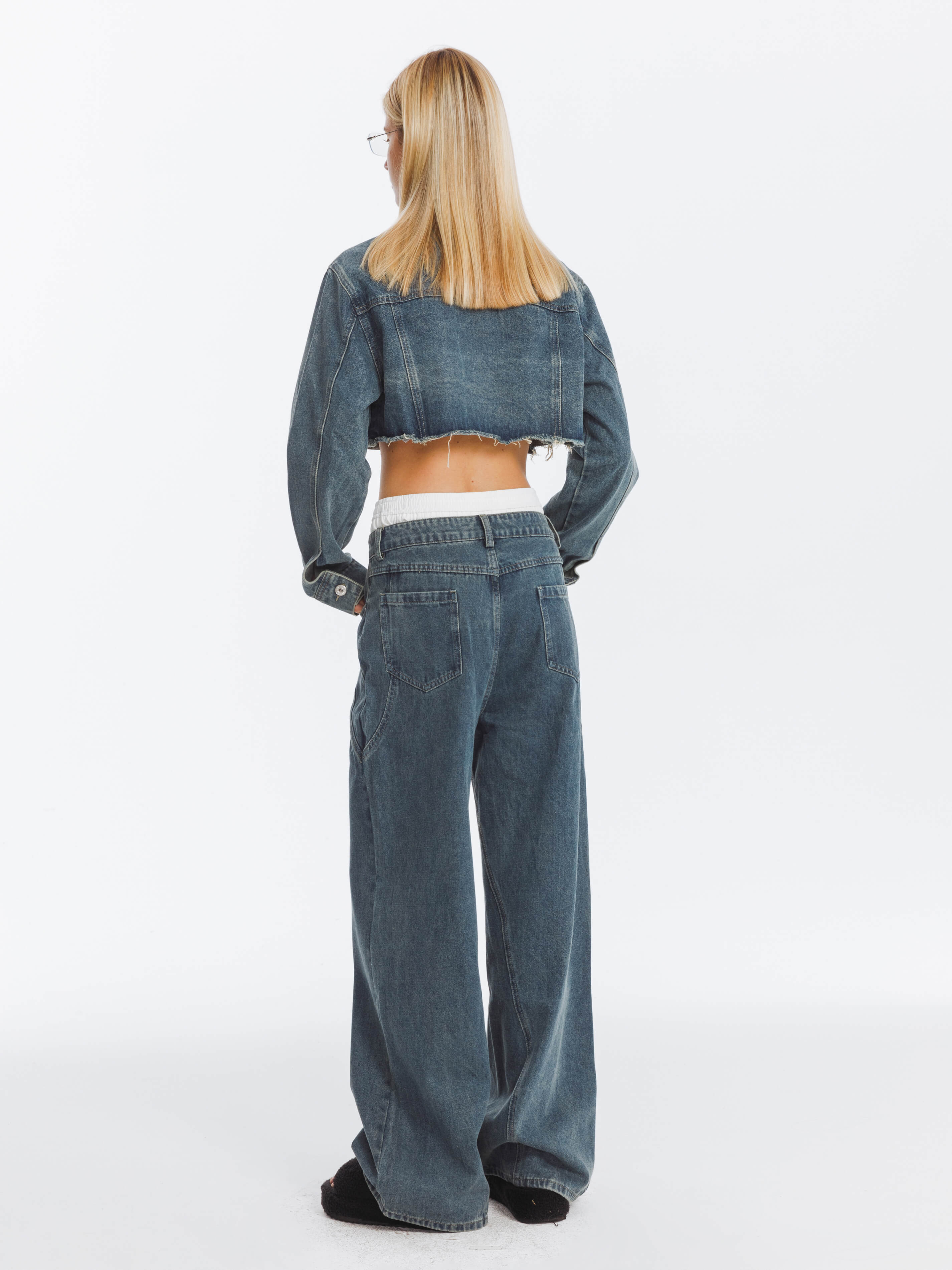 Cutaway Loose Straight Jeans - Image 7