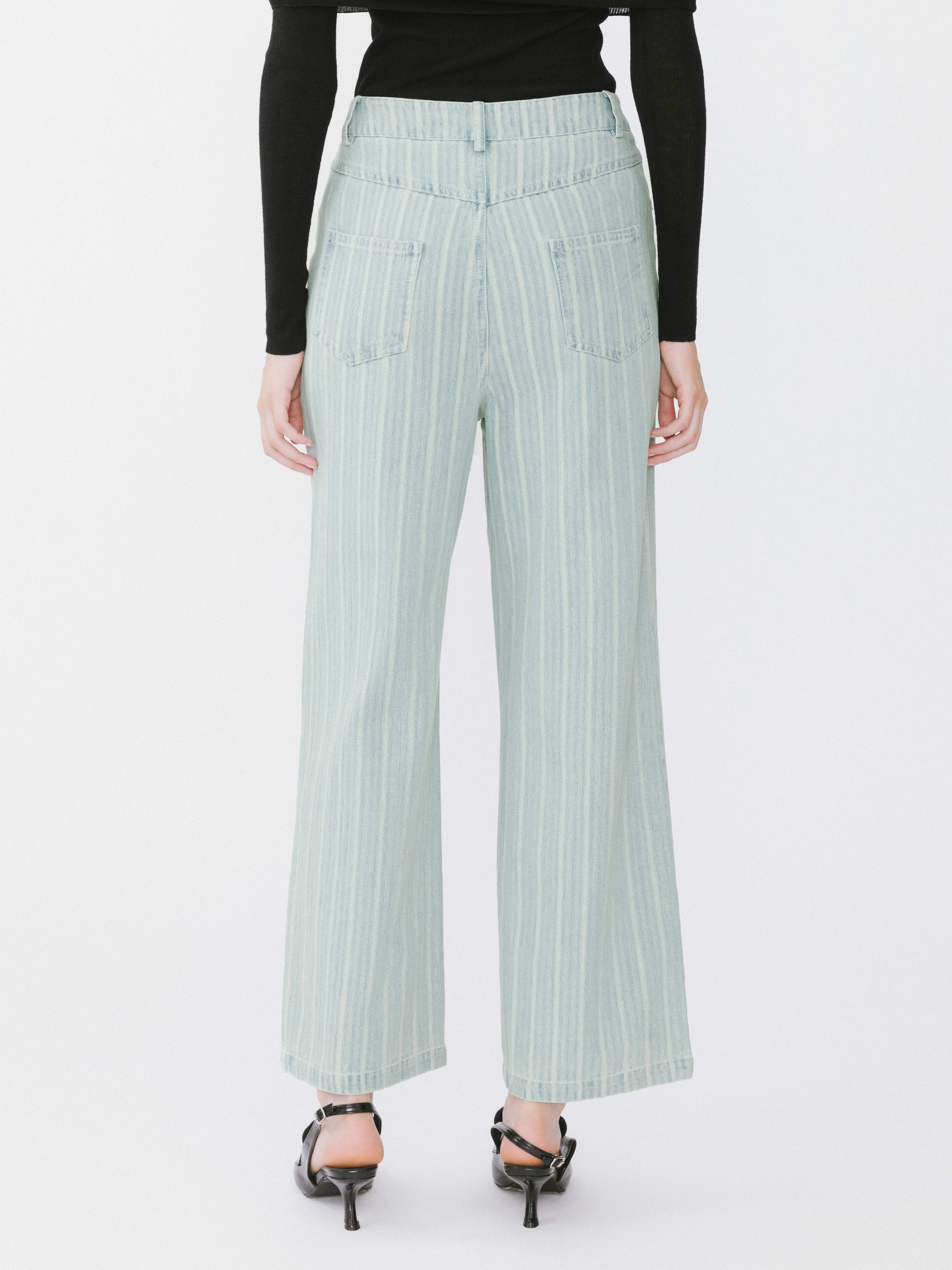 Pinstriped Wide Leg Cropped Jeans - Image 12