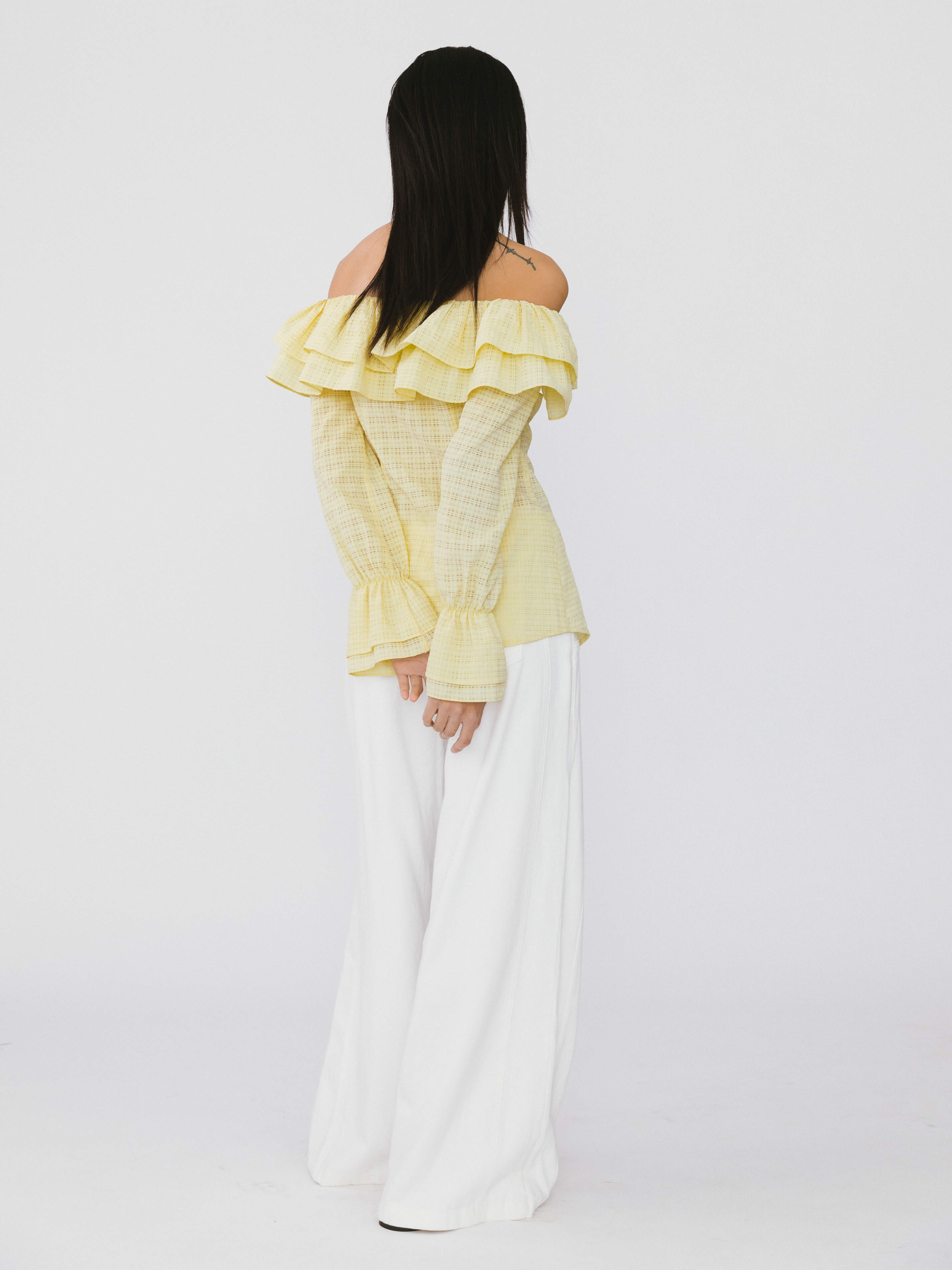 Frills Volume Off Neckline Shirt - Image 10