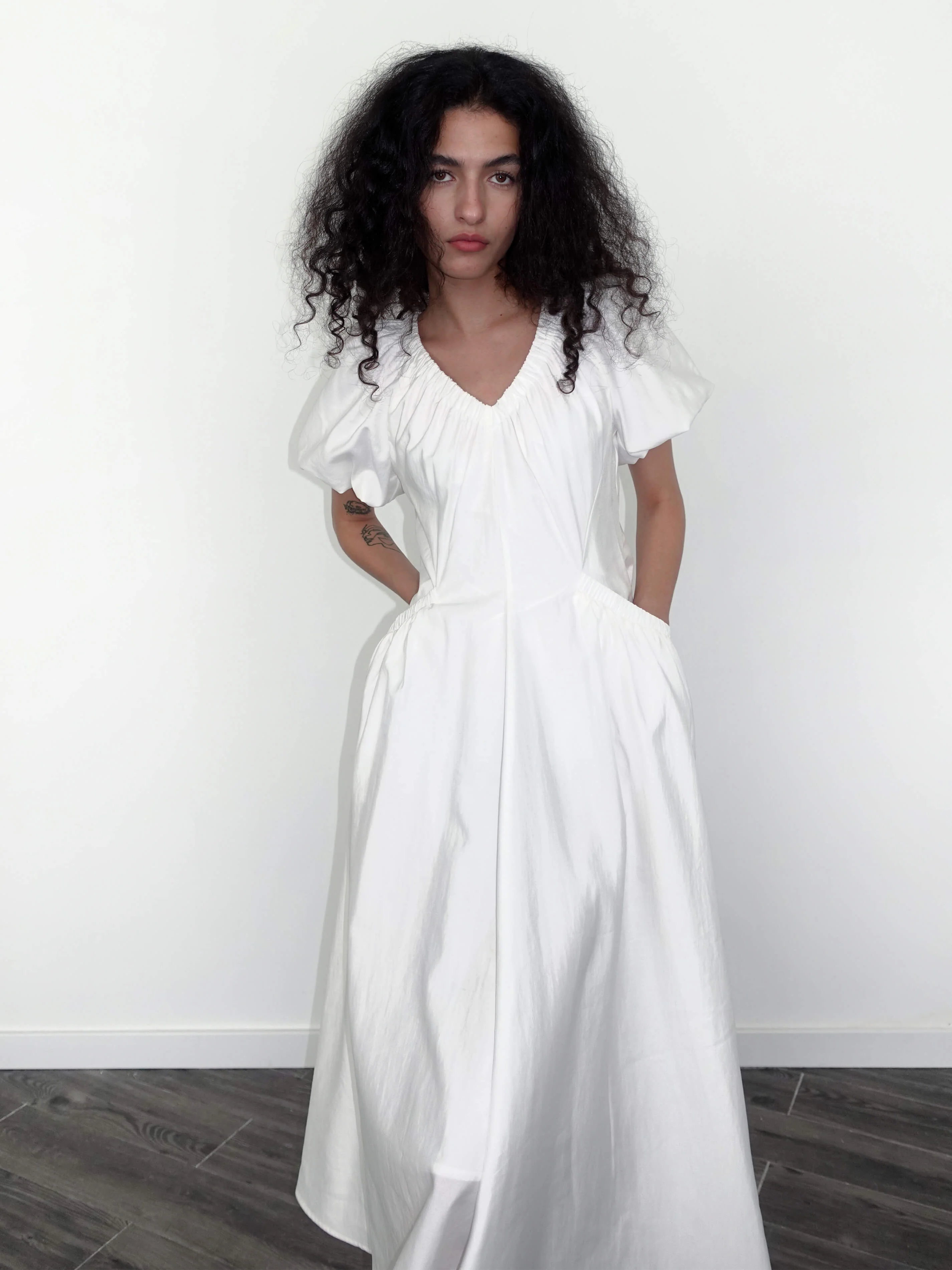 V-neck Pleated Puff Sleeve Dress - Image 8