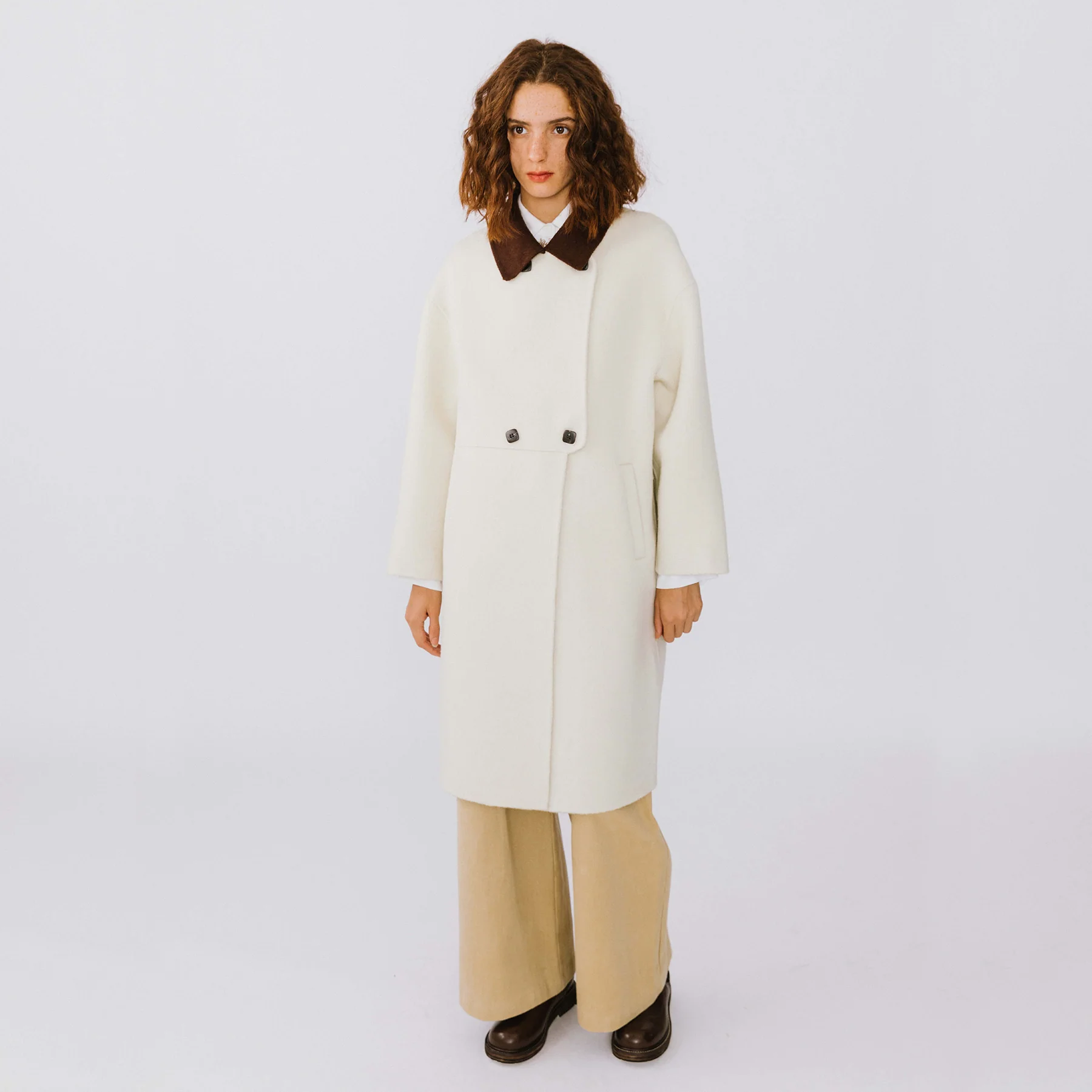 Contrast Coloured Collar Wool Coat - Image 3