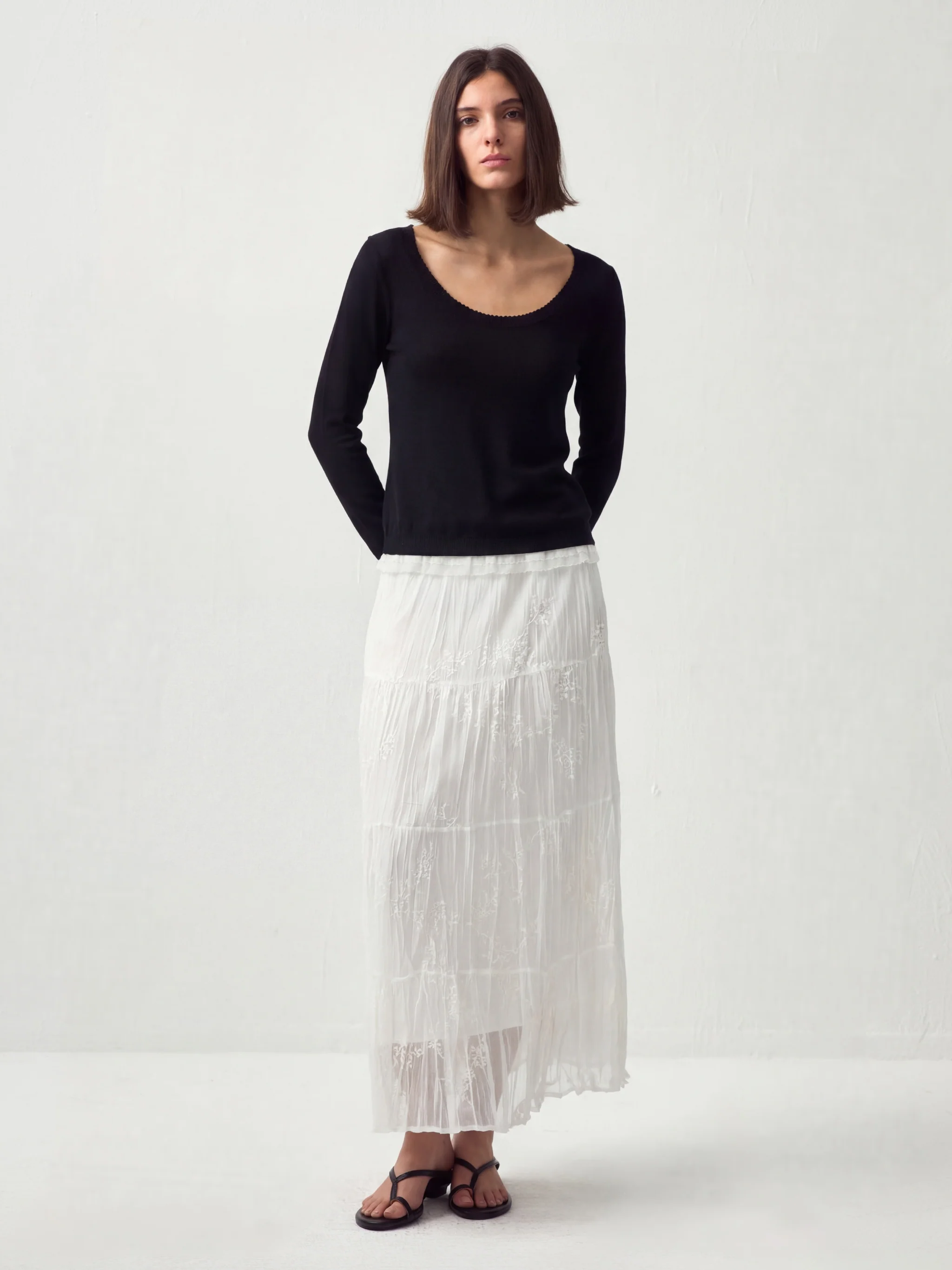 CUBIC Lace Trim Cropped Knit Top - Image 6