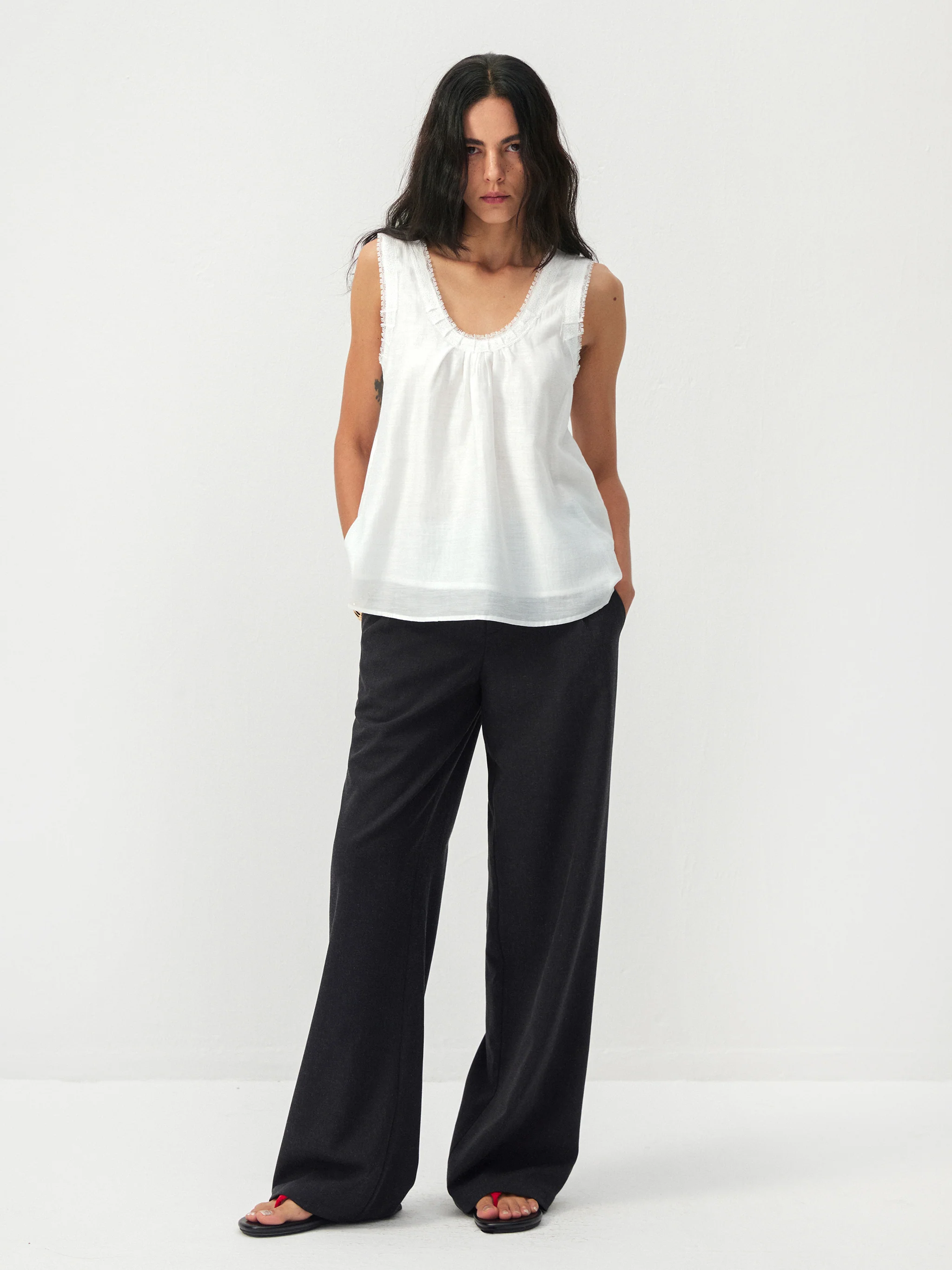 CUBIC Lace Trim Scoop Neck Sleeveless Top - Image 5