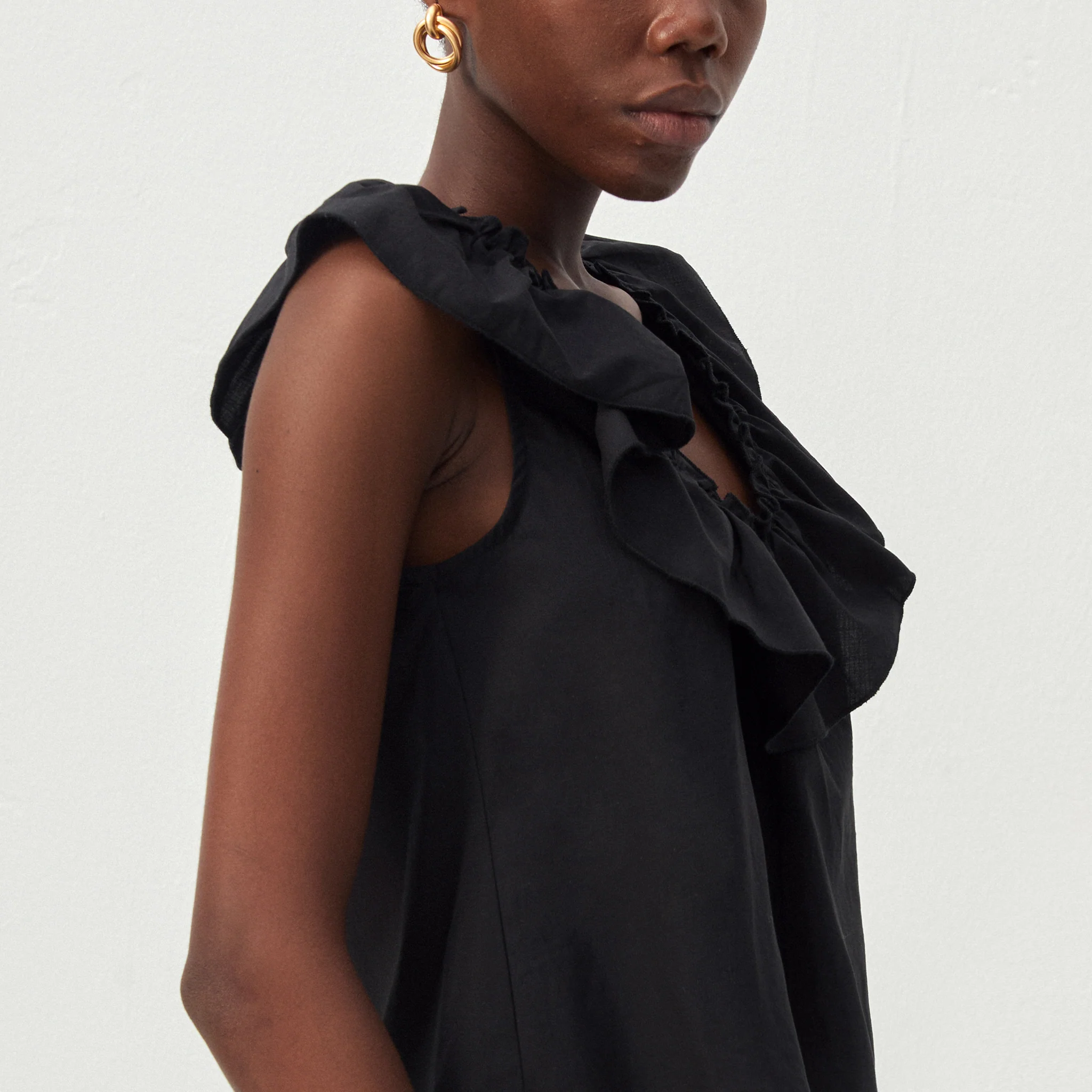 CUBIC Ruffle V-Neck Sleeveless Blouse - Image 10