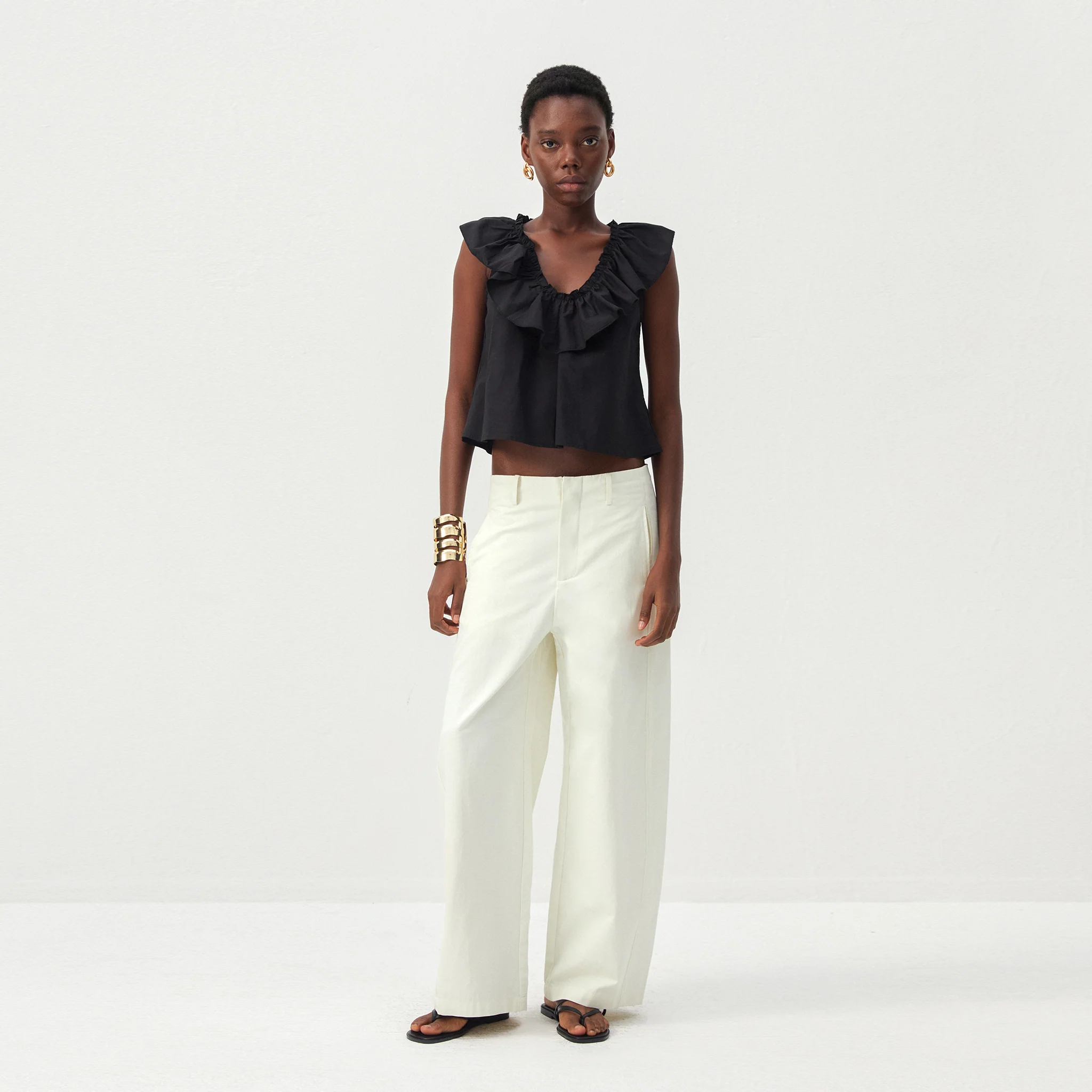 CUBIC Ruffle V-Neck Sleeveless Blouse - Image 11