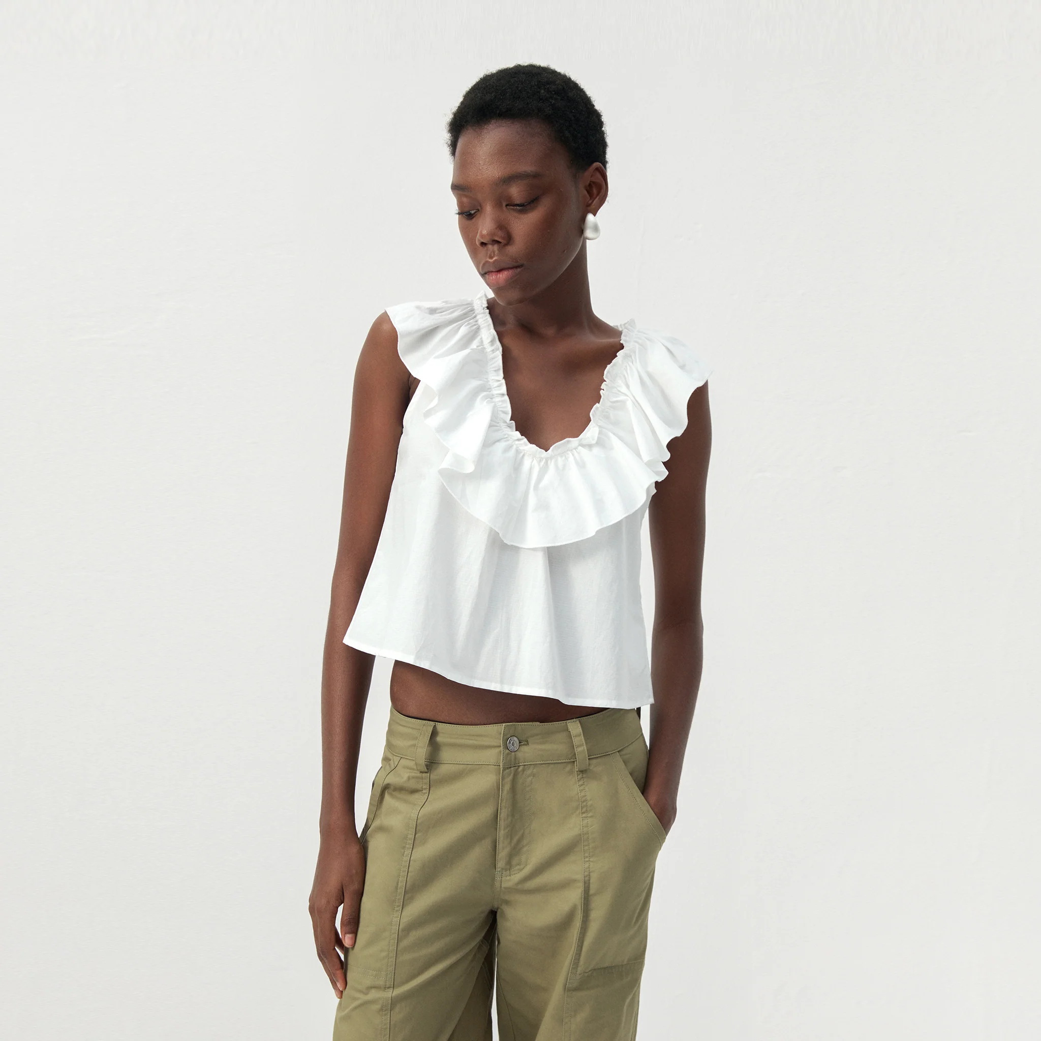 CUBIC Ruffle V-Neck Sleeveless Blouse - Image 3