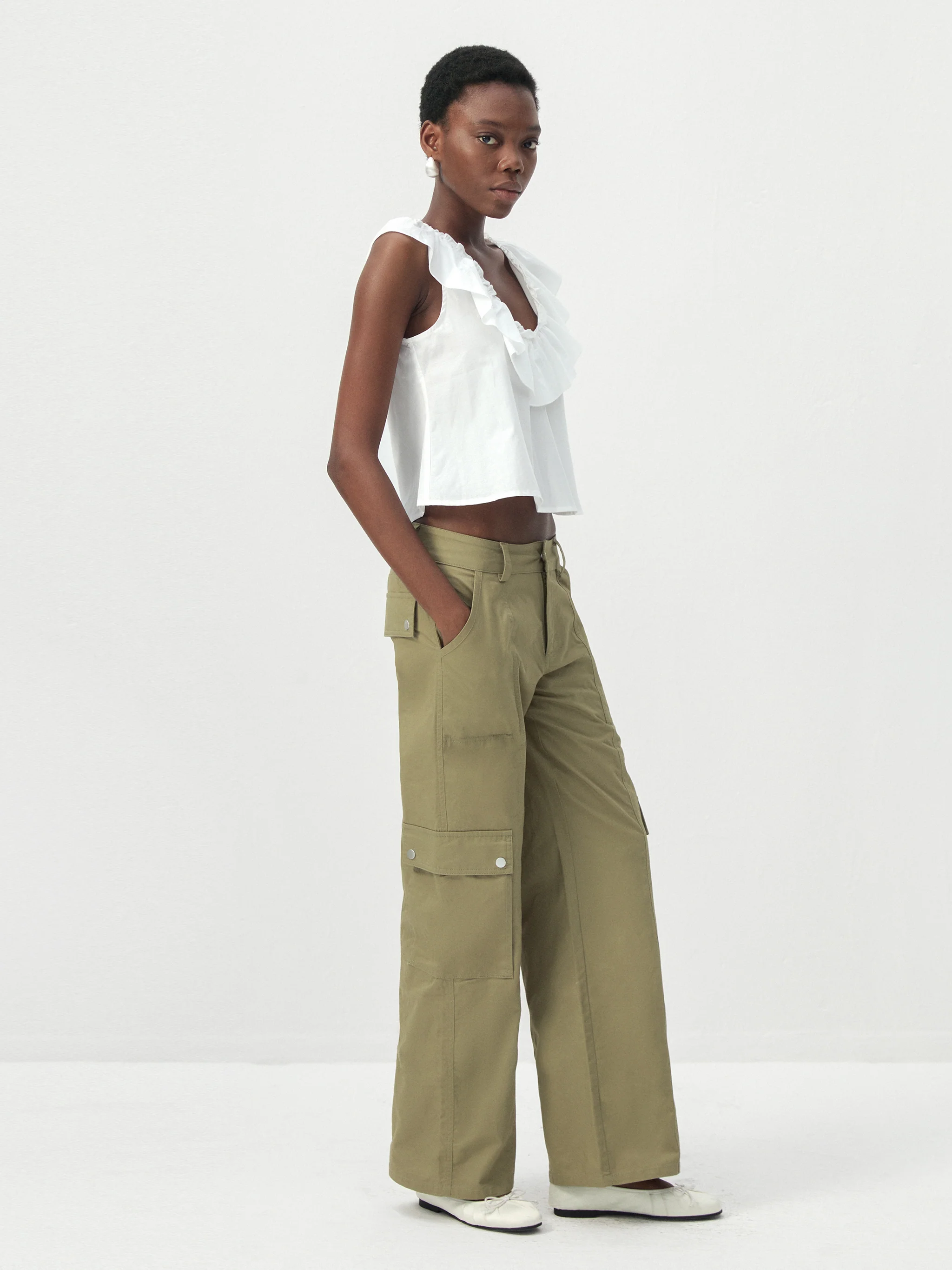 CUBIC Ruffle V-Neck Sleeveless Blouse - Image 5