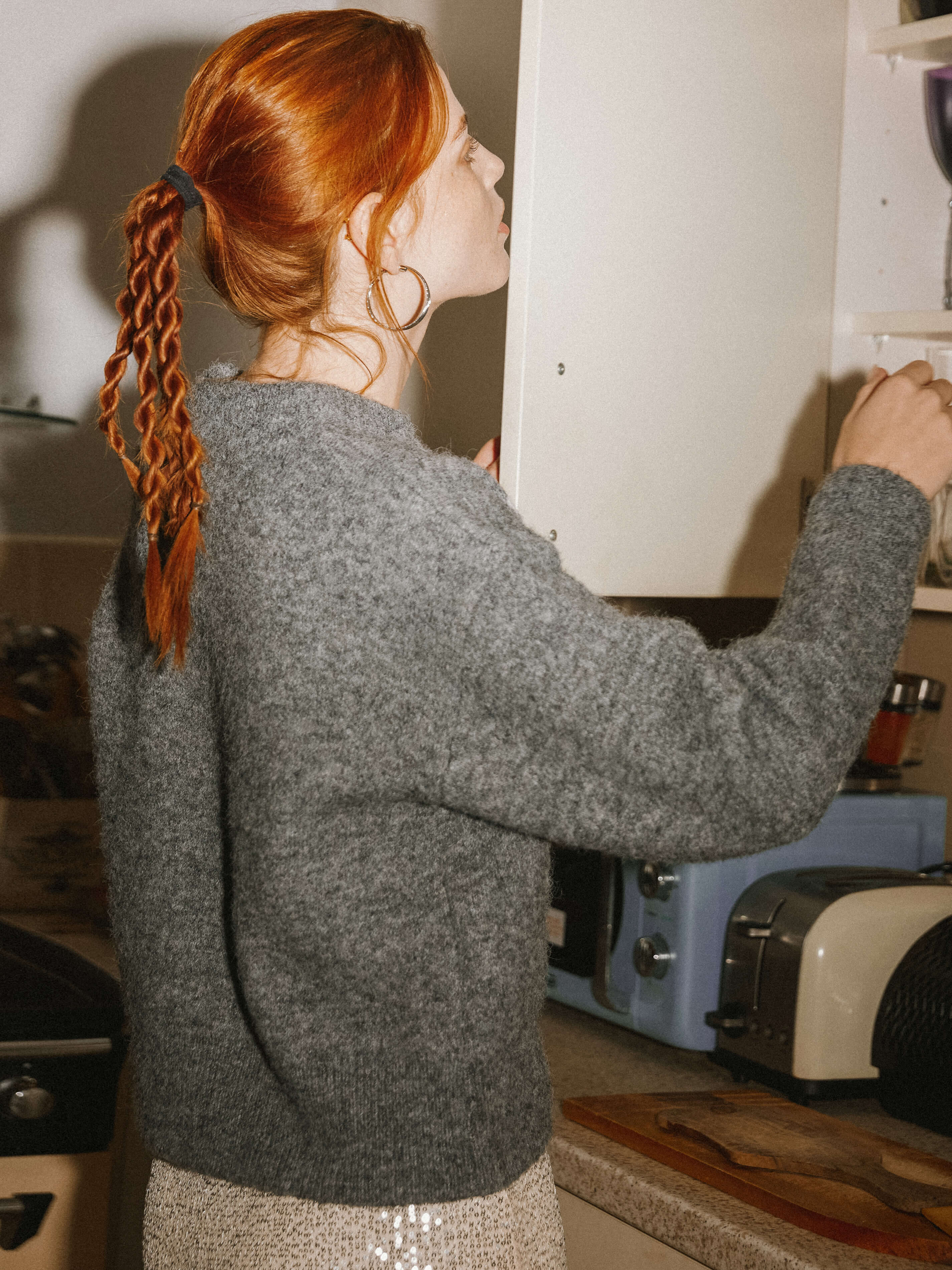 "CUBIC WINE CLUB" Sweater - Image 9