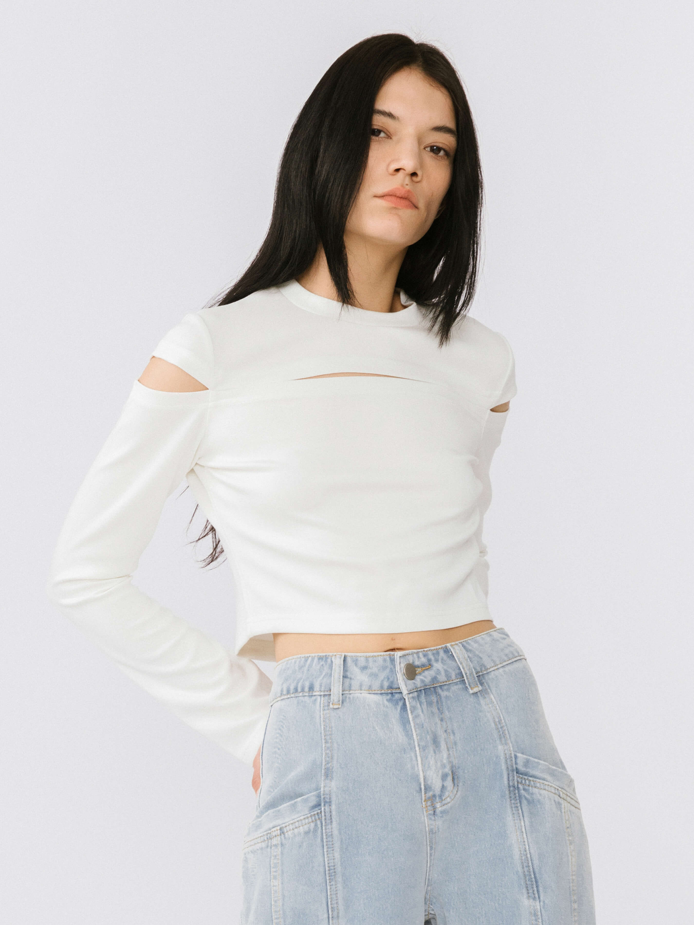 Cut Out Long Sleeve Crop Top - Image 4