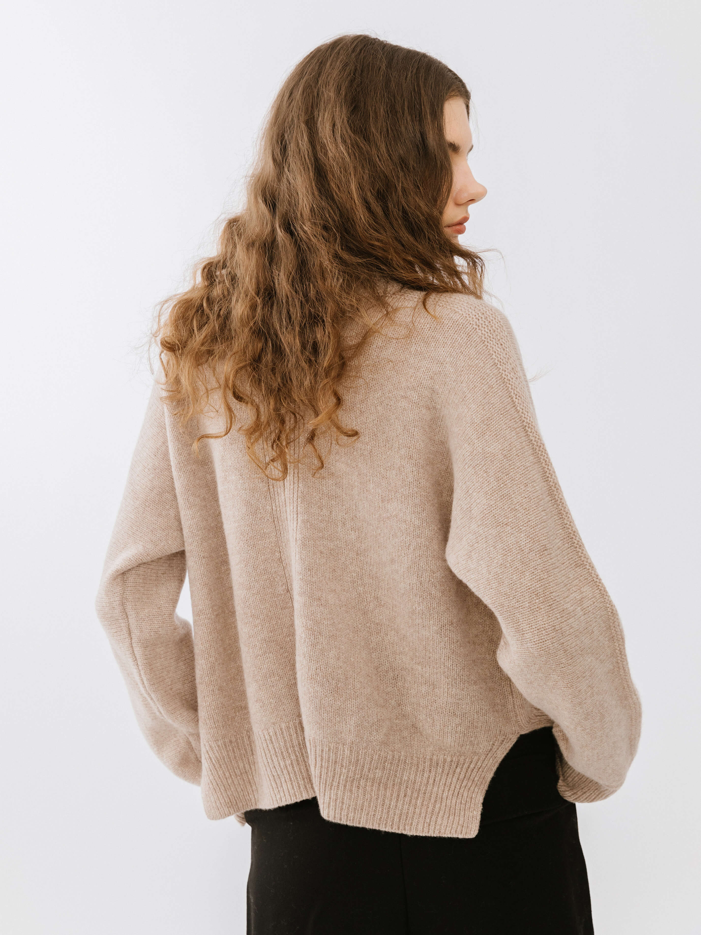 High Neck Sheep Wool Sweater - Image 6