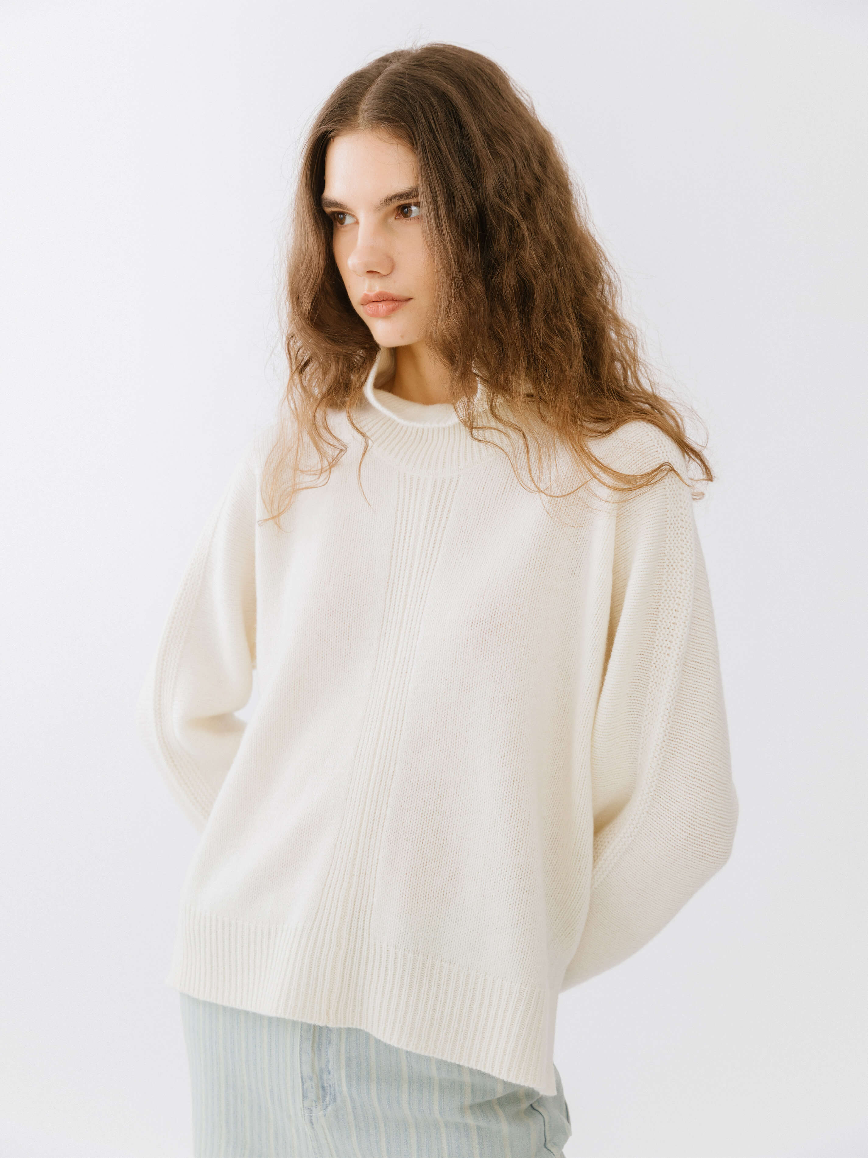 High Neck Sheep Wool Sweater - Image 7