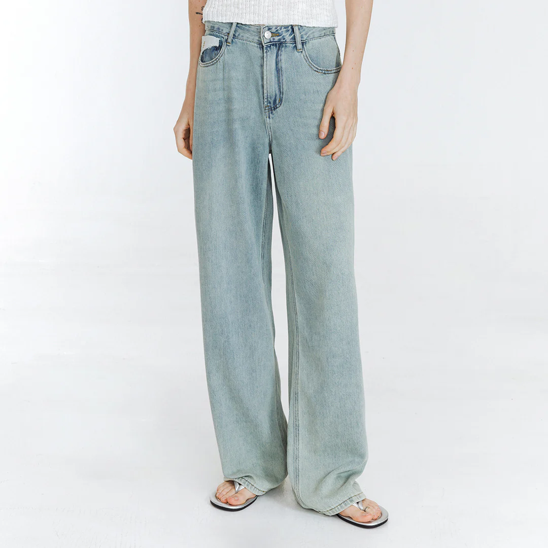 High Waist Loose Straight Washed Jeans - Image 3