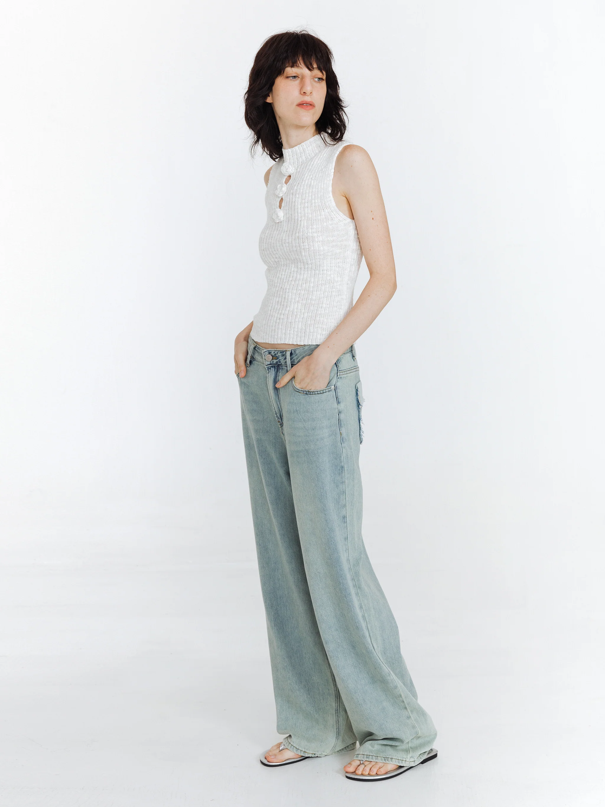 High Waist Loose Straight Washed Jeans - Image 5