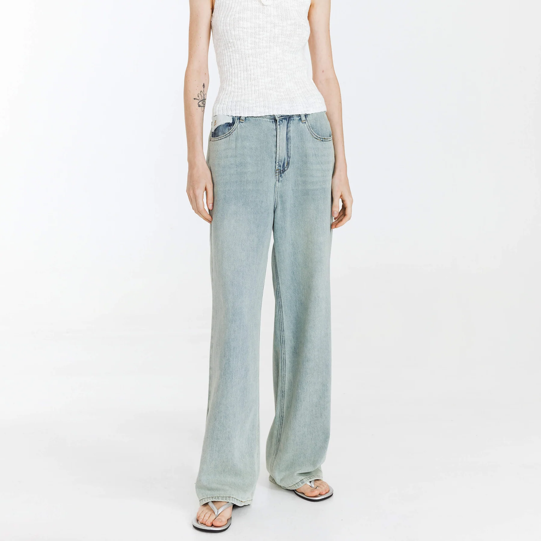 High Waist Loose Straight Washed Jeans - Image 7