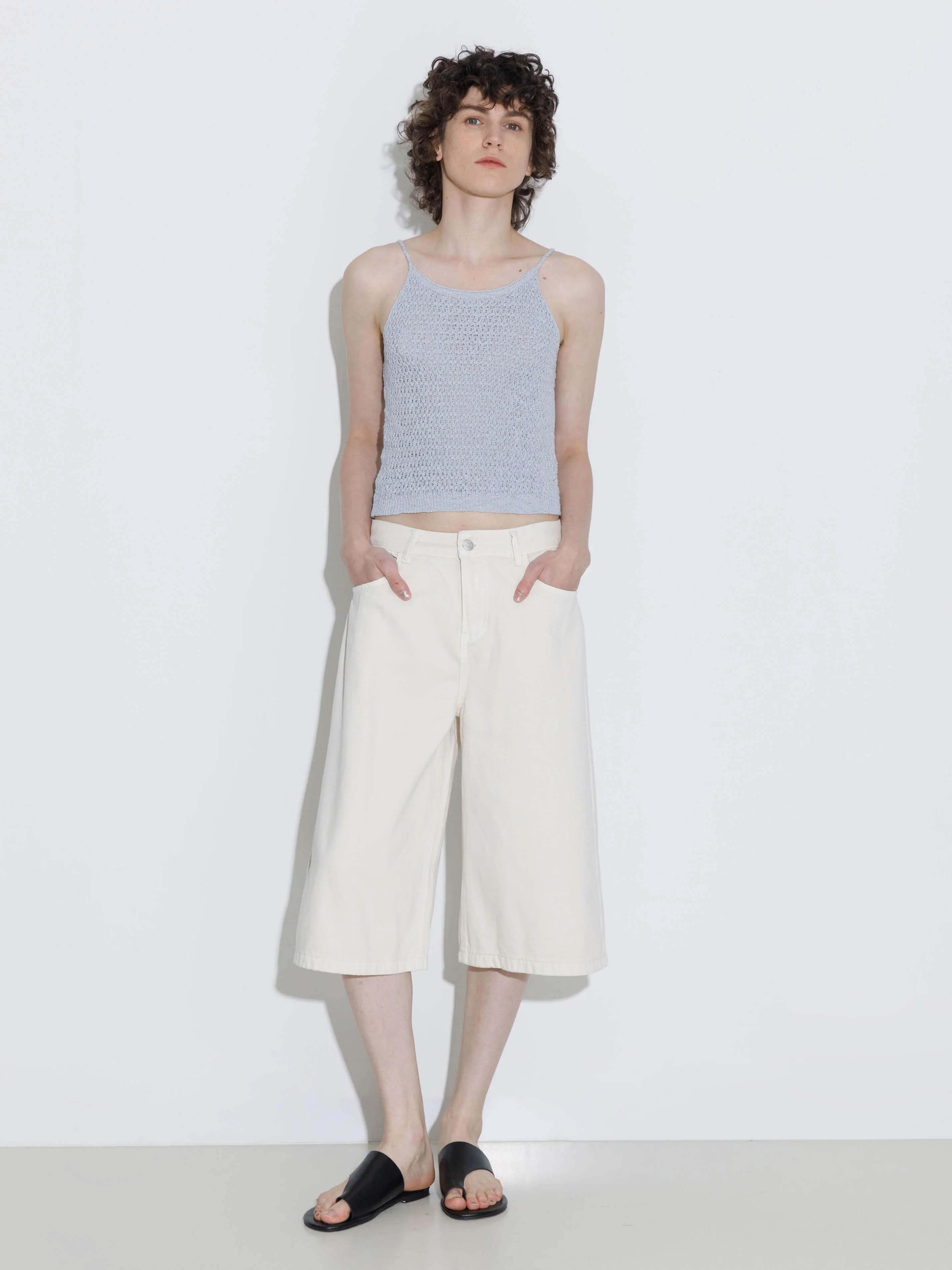 Loose Fit Knee-Length Denim Shorts - Image 10