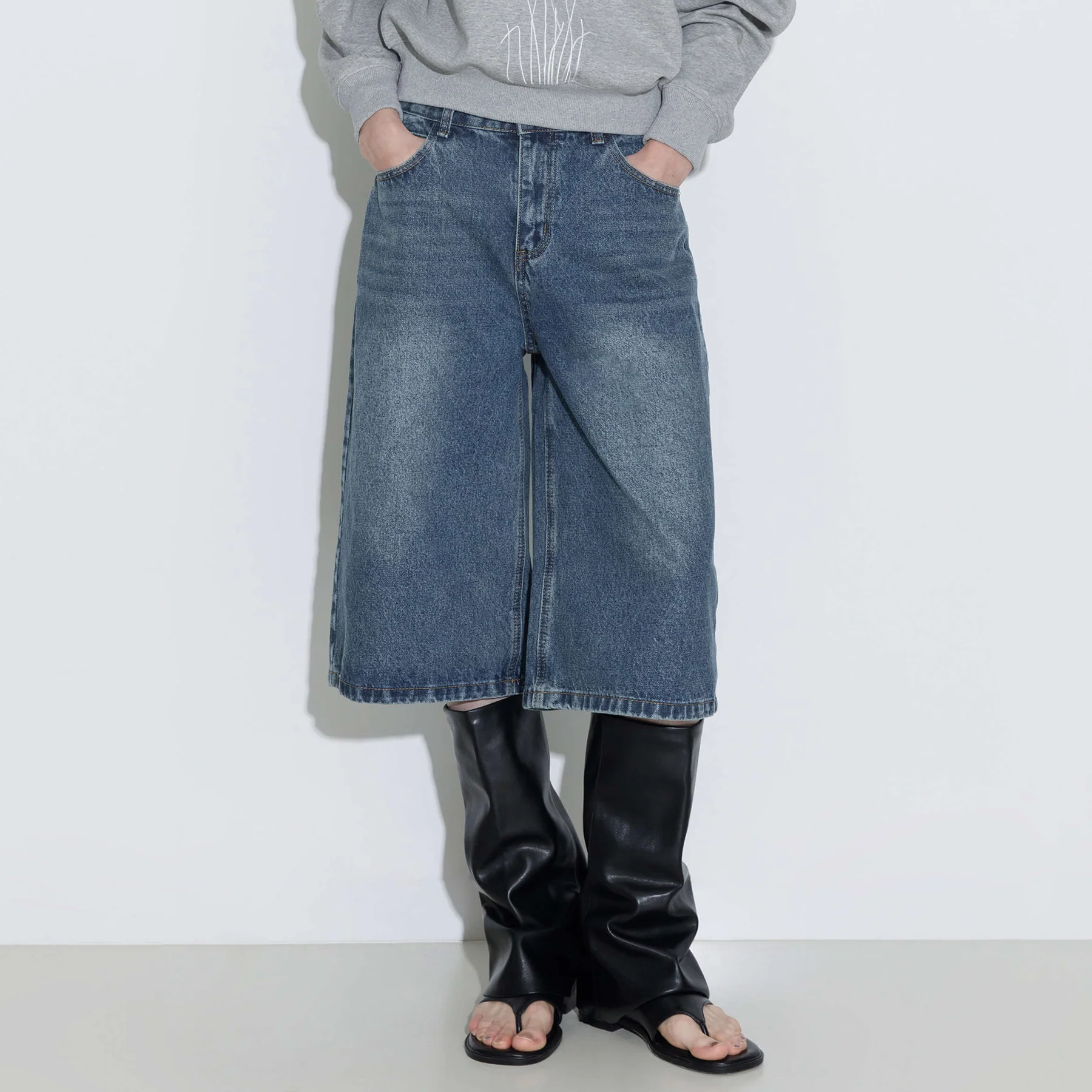 Loose Fit Knee-Length Denim Shorts - Image 7