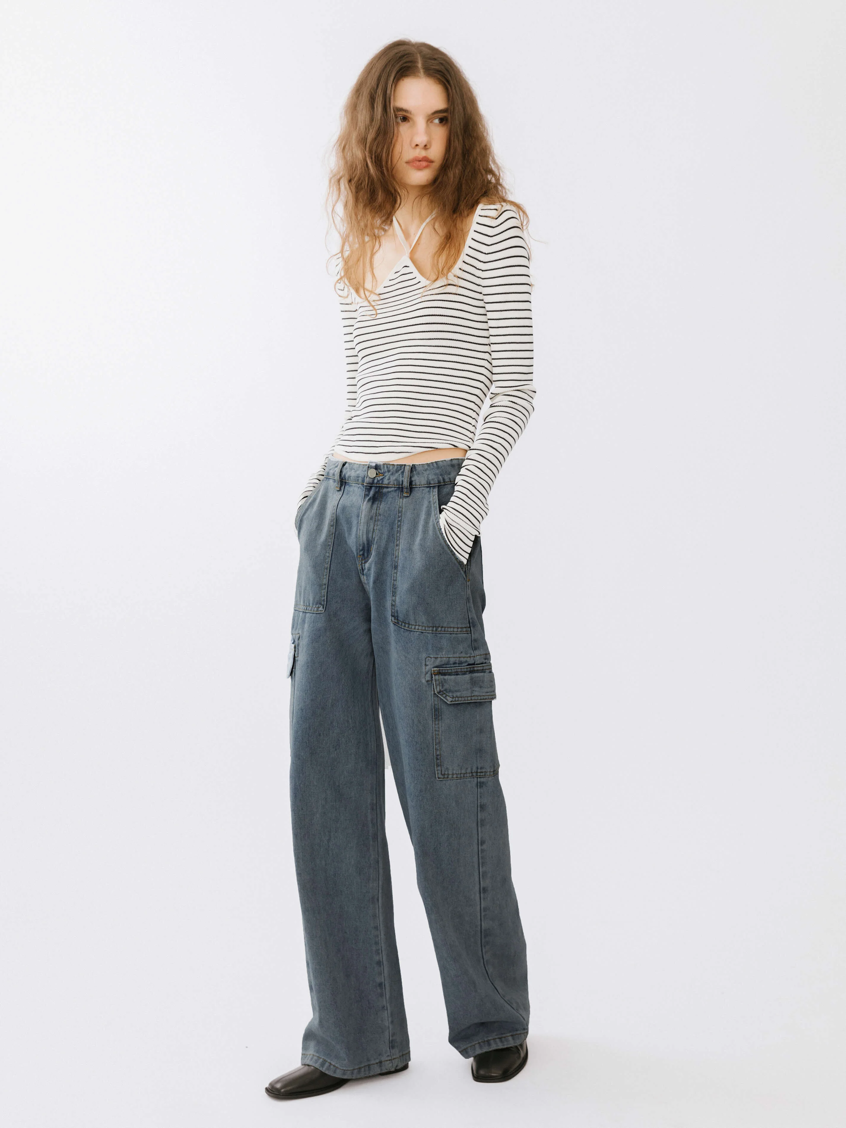 Low Waist Cargo Jeans - Image 9