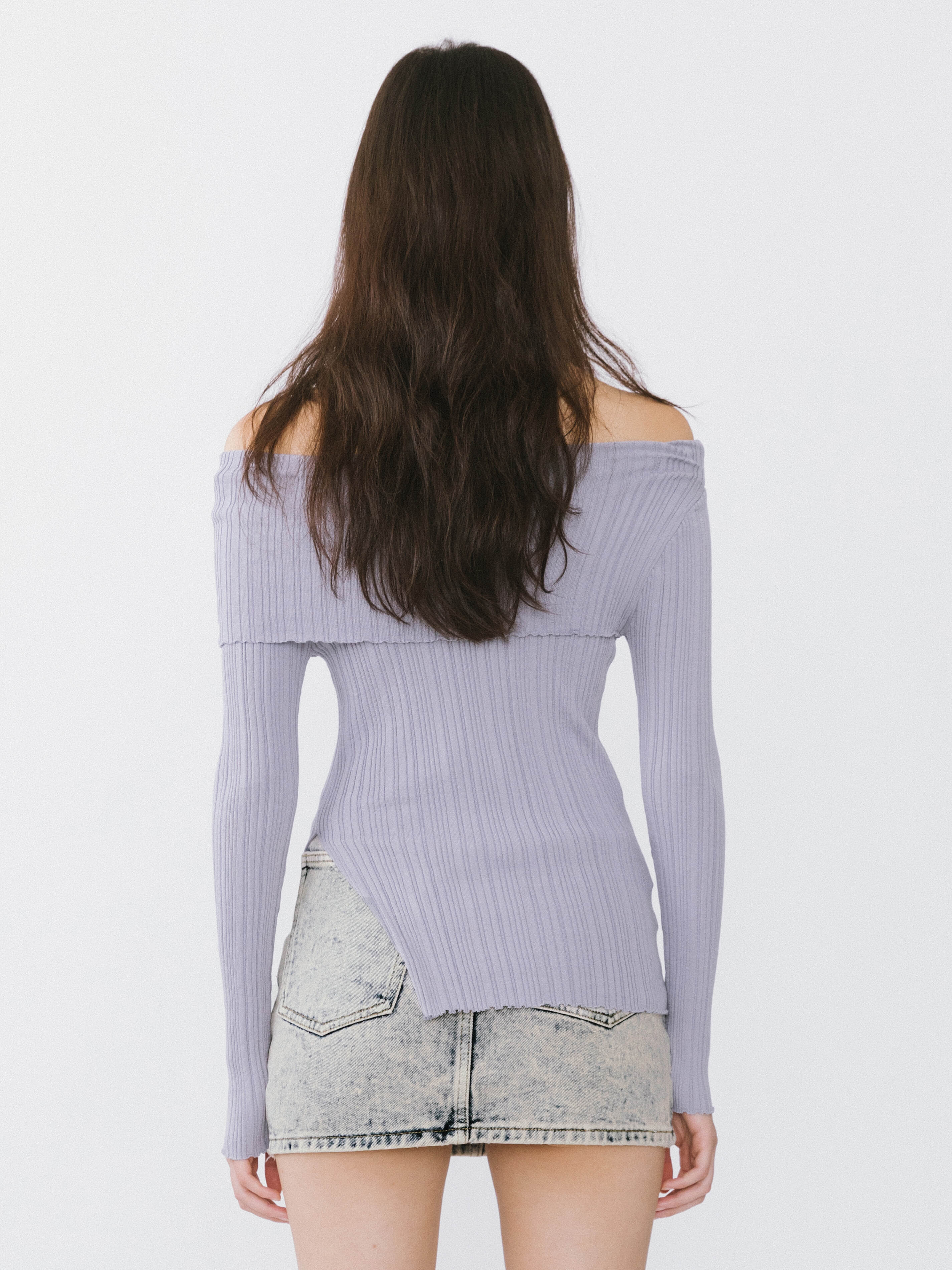 Off-Shoulder Long Sleeve Fitted Top - Image 7