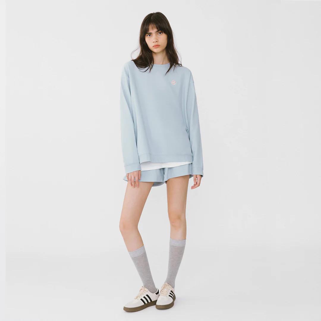Oversized Long Sleeve T-Shirt and Matching Shorts - Image 21