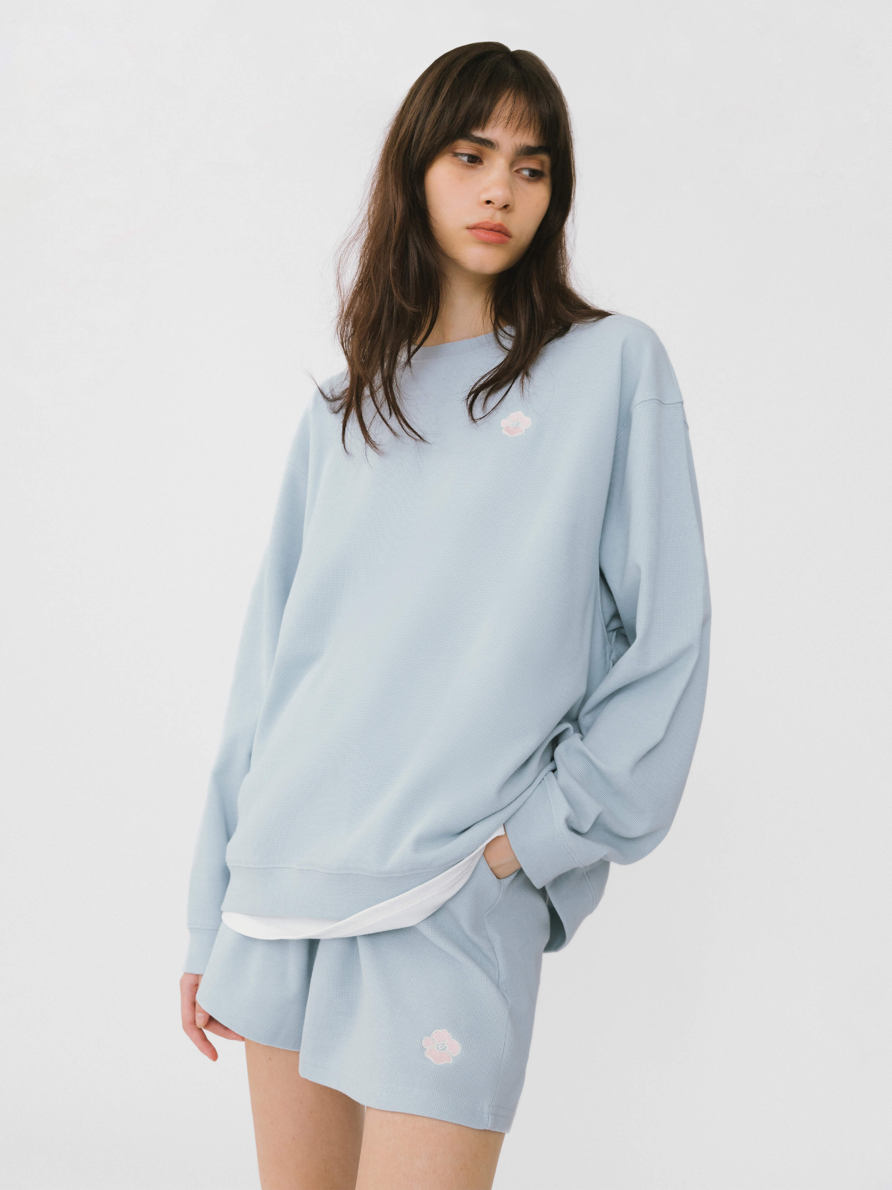 Oversized Long Sleeve T-Shirt and Matching Shorts - Image 5