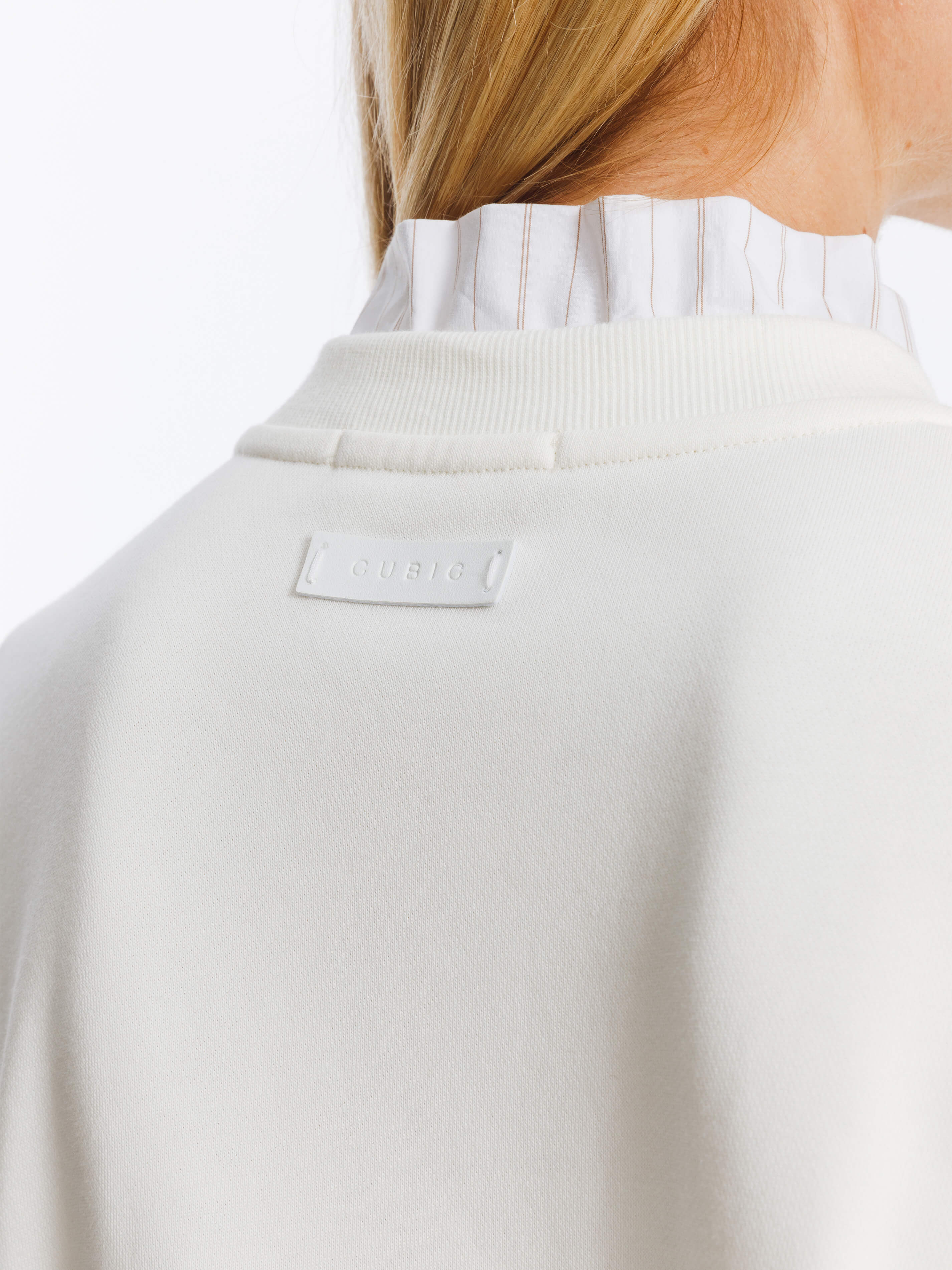 Oversized Sweatshirt with Cotton Blend - Image 10