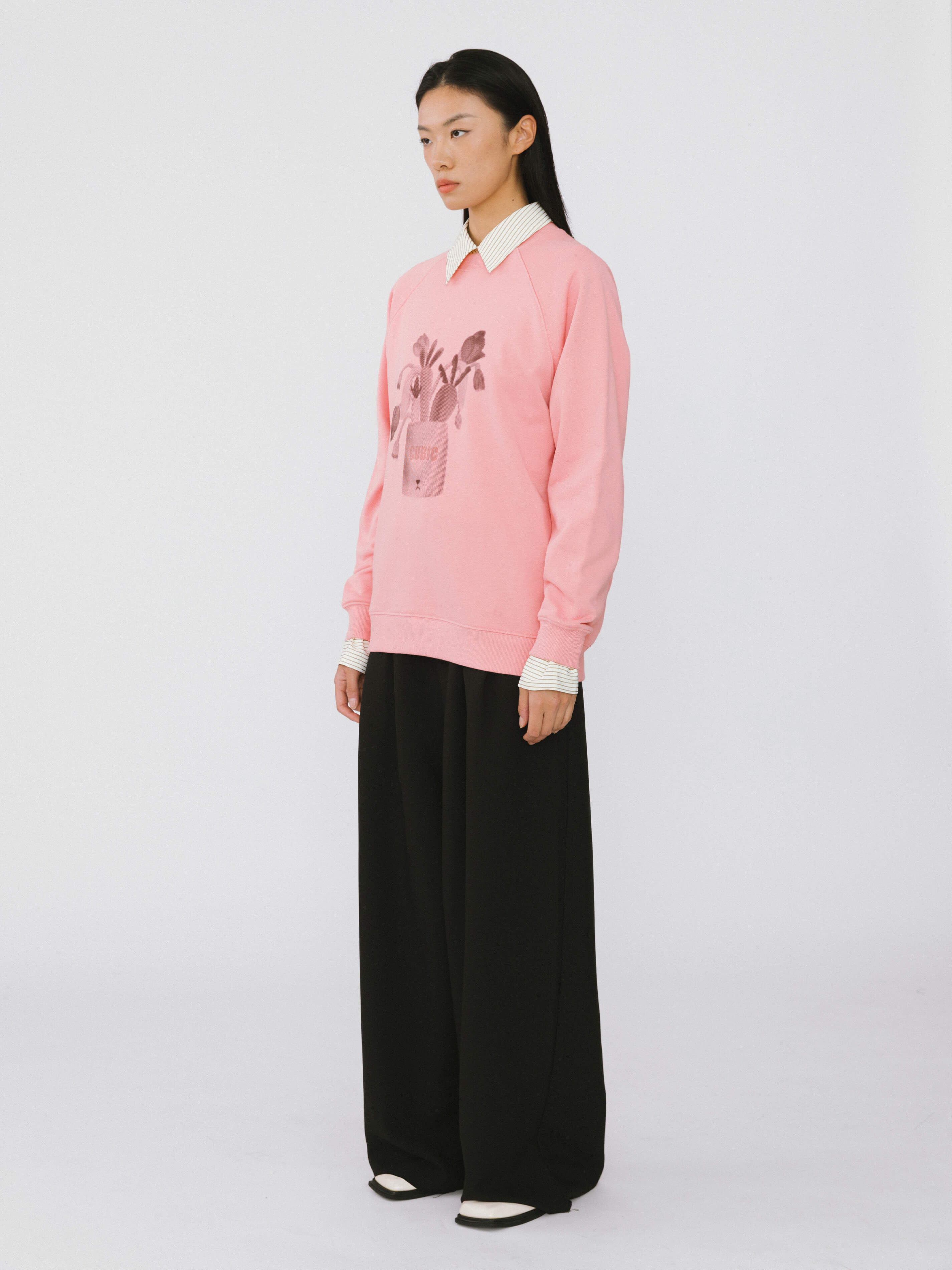 Round Neck Printed Sweatshirt - Image 12