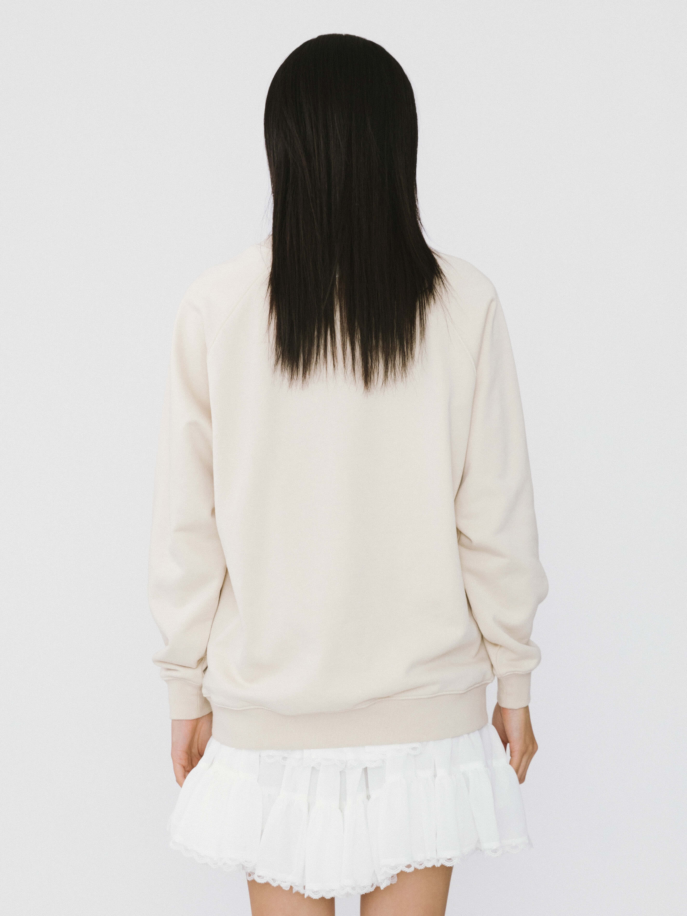 Round Neck Printed Sweatshirt - Image 6