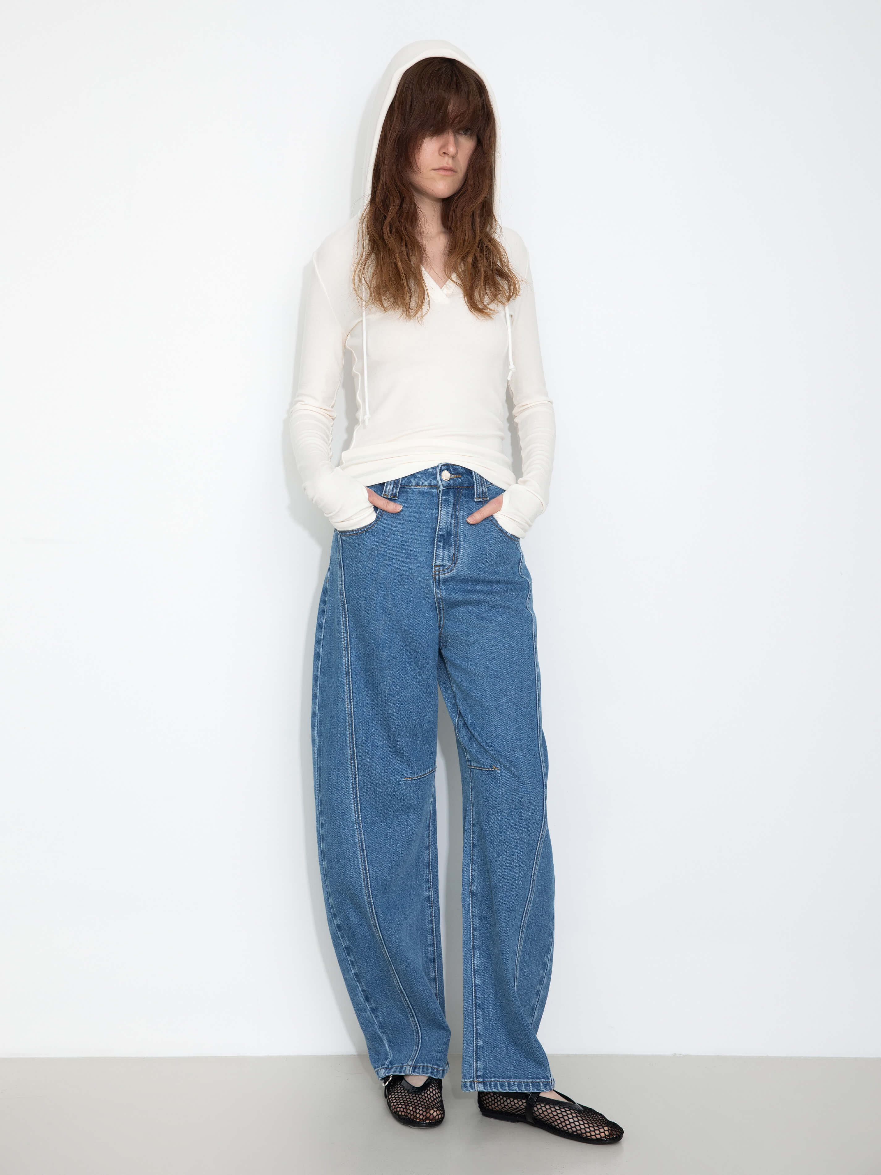 Panelled Loose-Fit Wide-Leg Tapered Jeans - Image 12