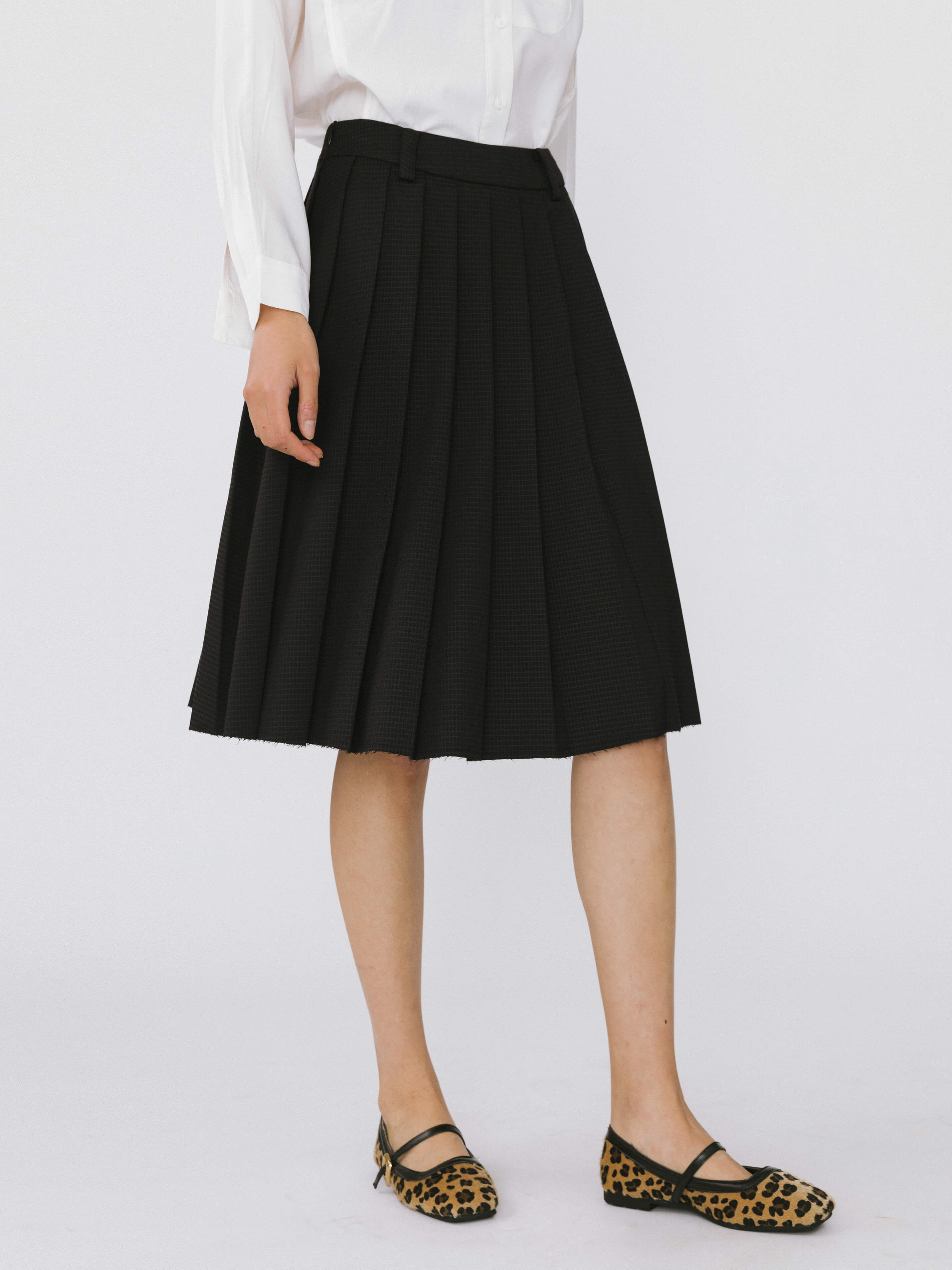Plaid Pleated Skirt - Image 11