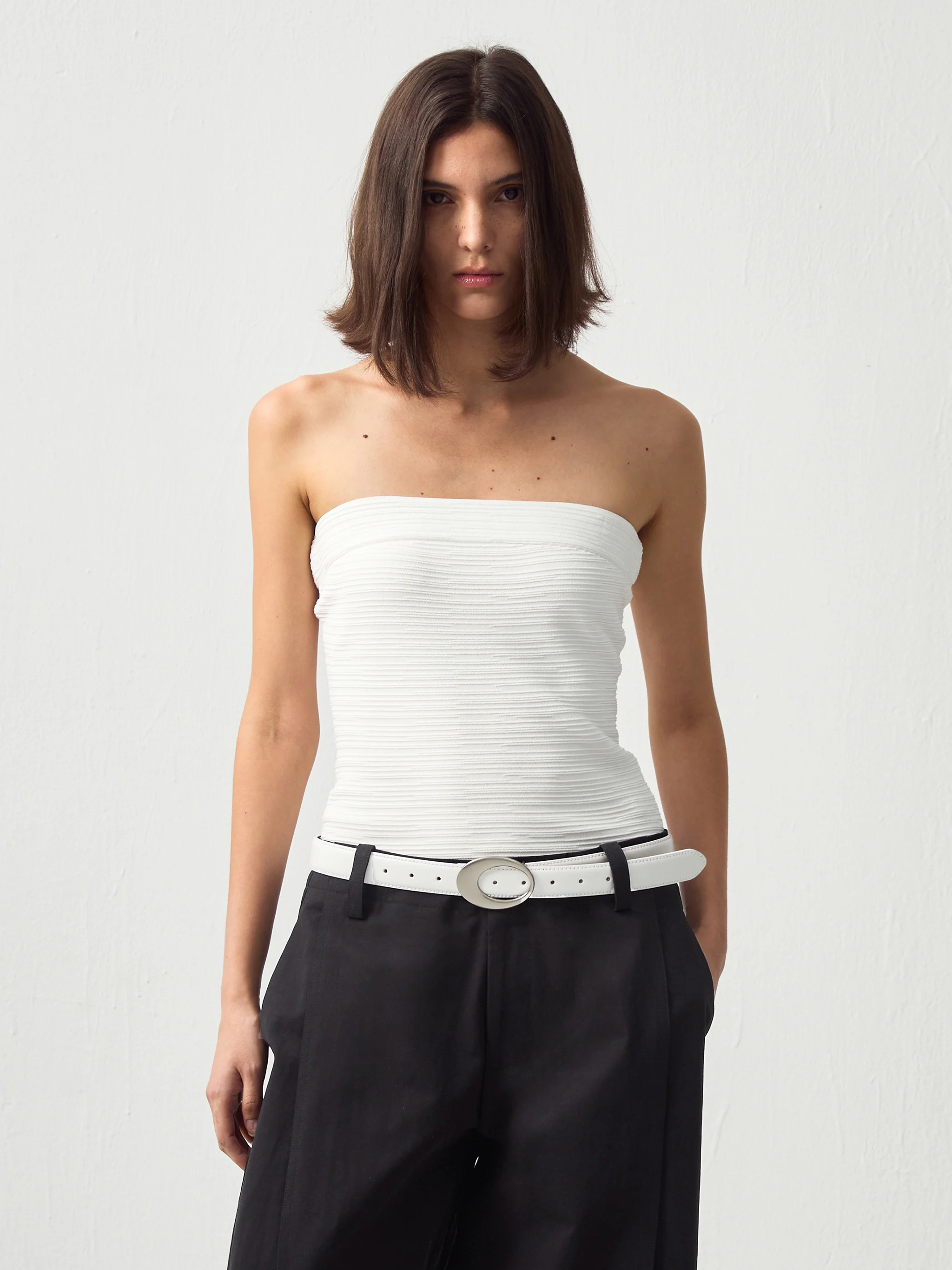 Sculpted Textured Fitted Knit Top - Image 7