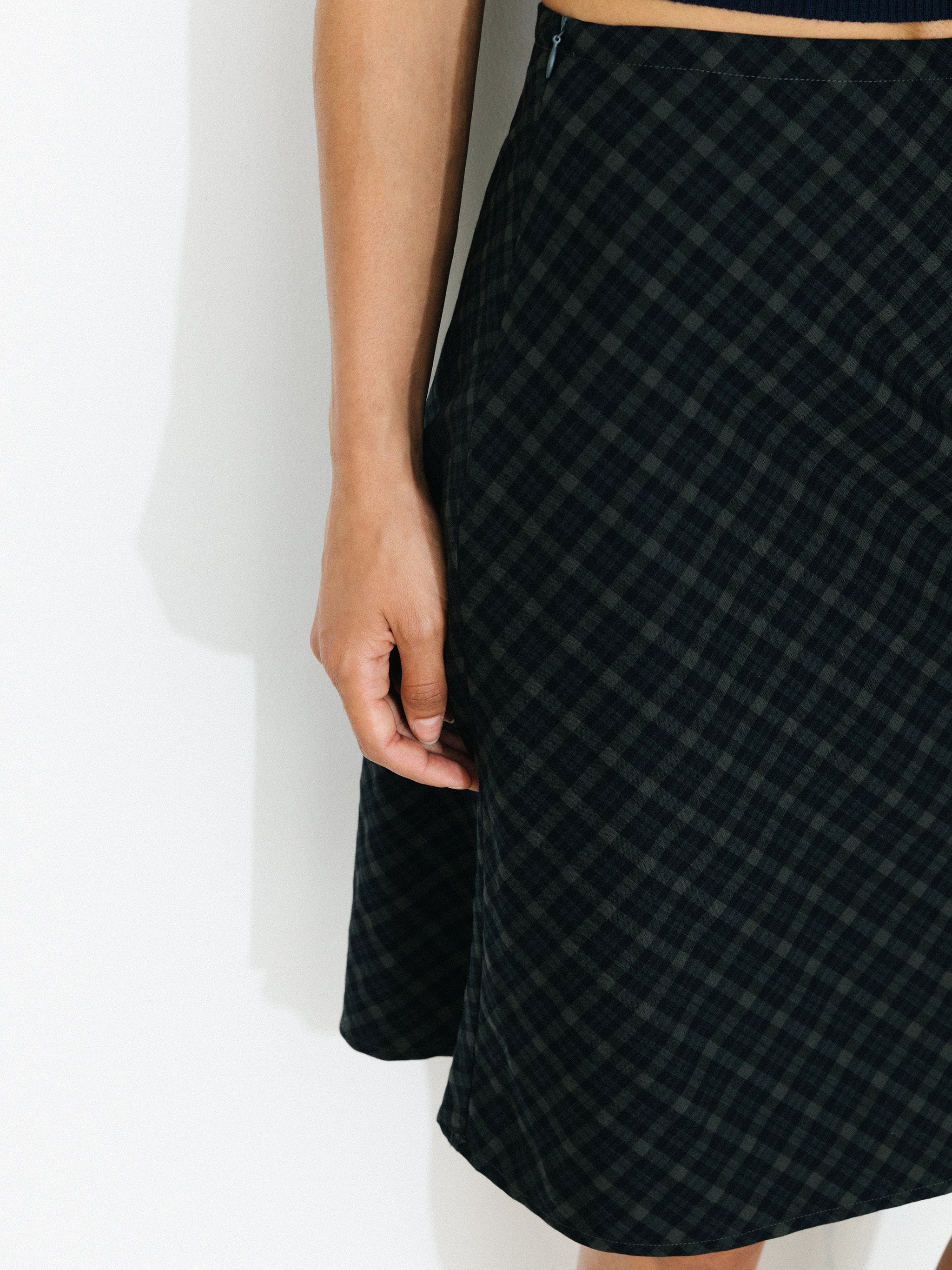Straight-Cut Check Skirt - Image 4