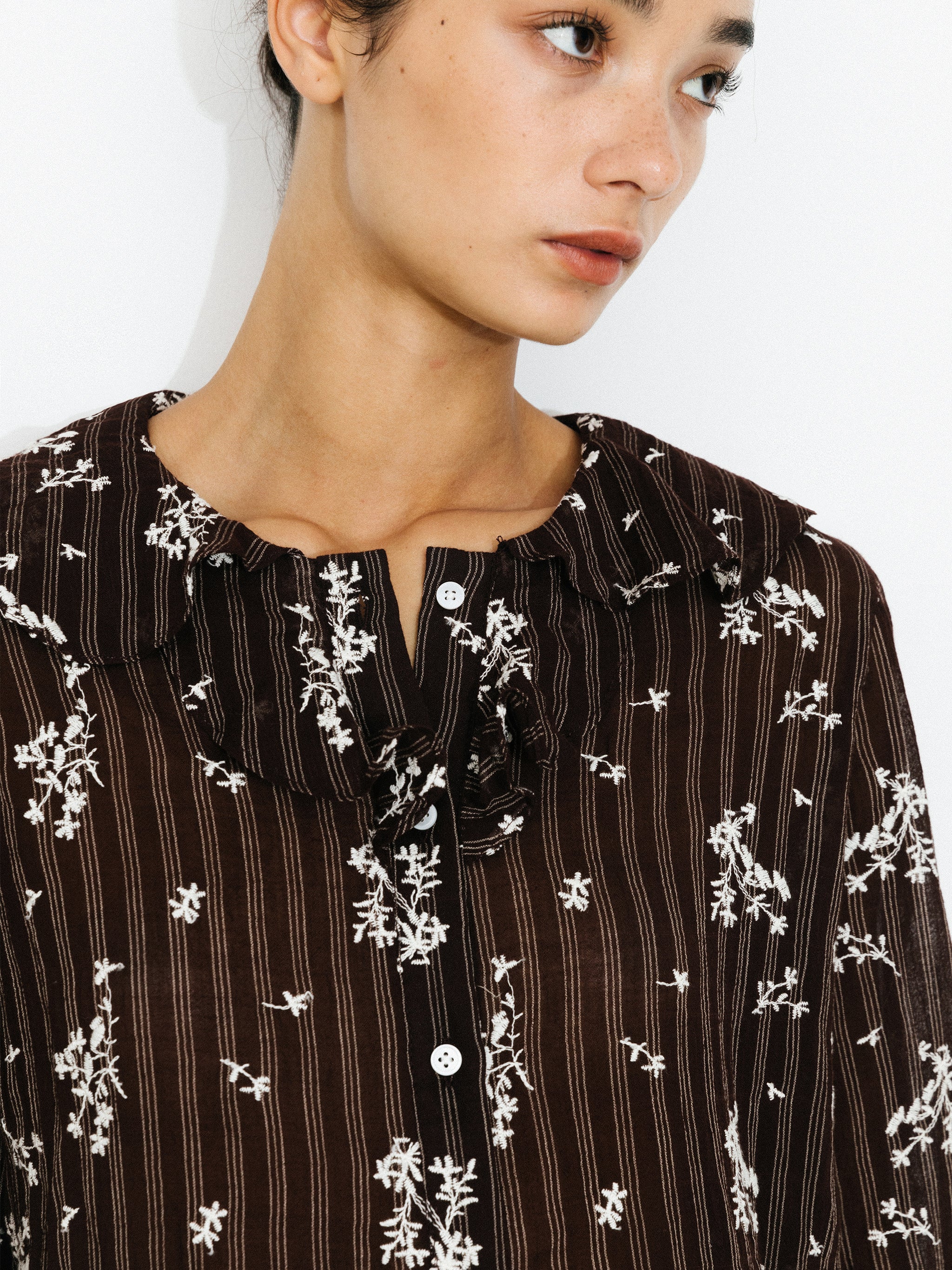 Striped Floral Ruffle Collar Cotton Shirt - Image 4