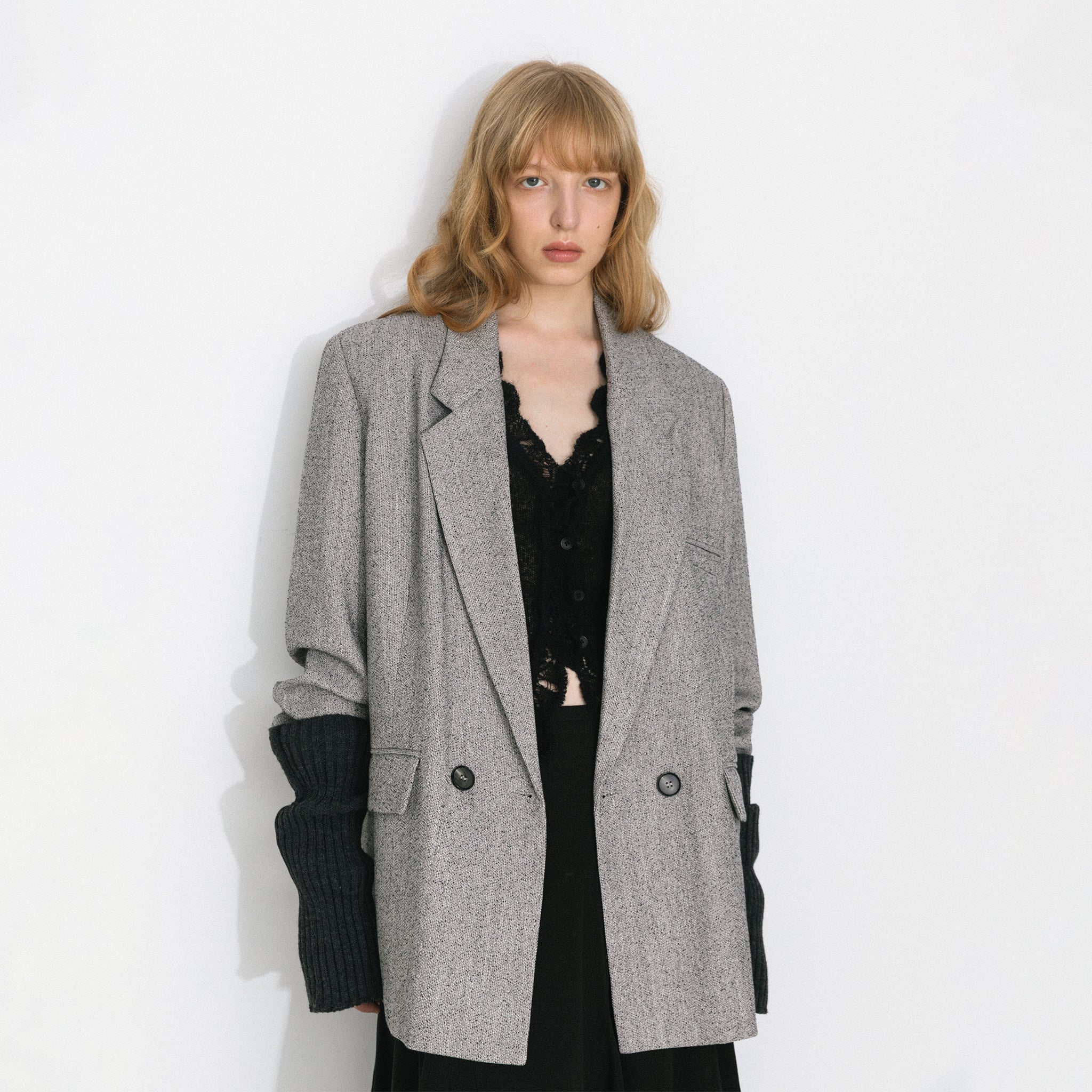 Textured Tweed Double-Breasted Boxy Blazer - Image 3