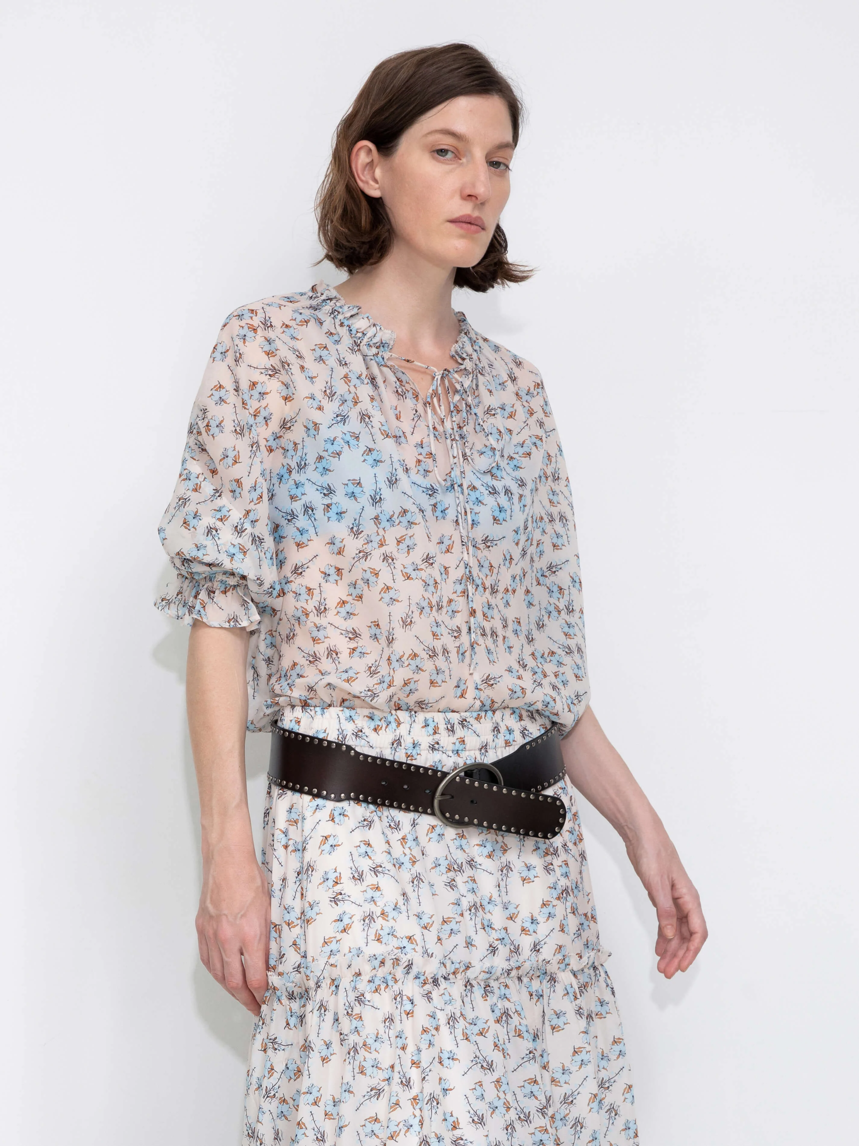 V-Neck Flowy Floral Blouse - Image 6