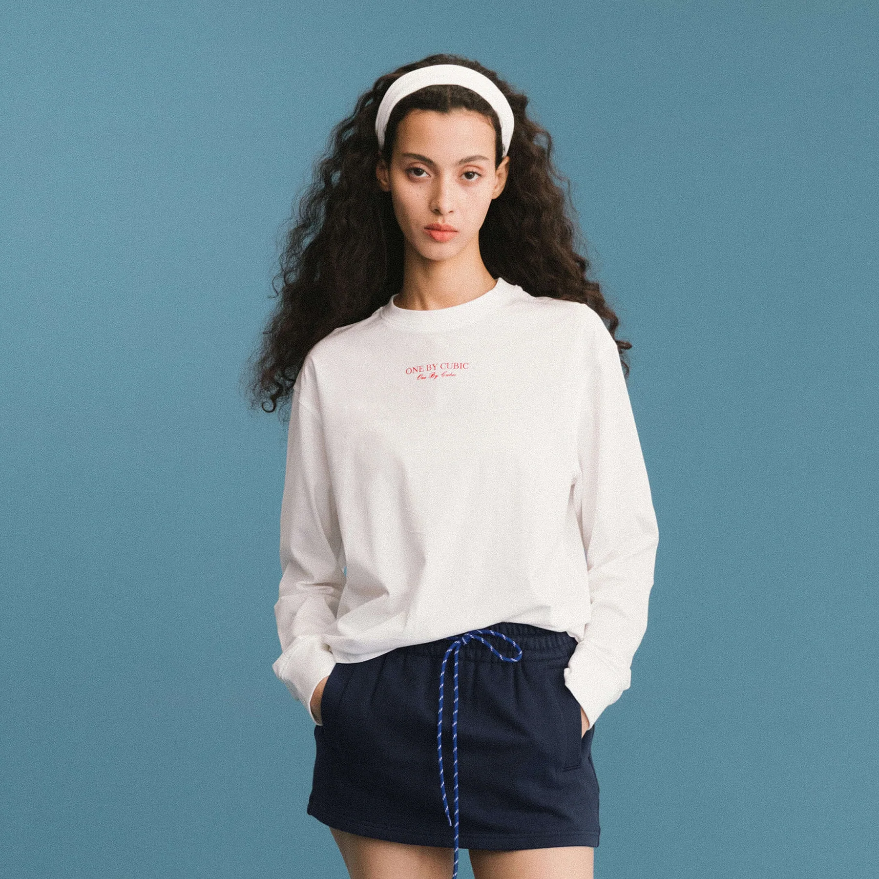 ONE BY CUBIC White Oversized Sweatshirt - Image 3