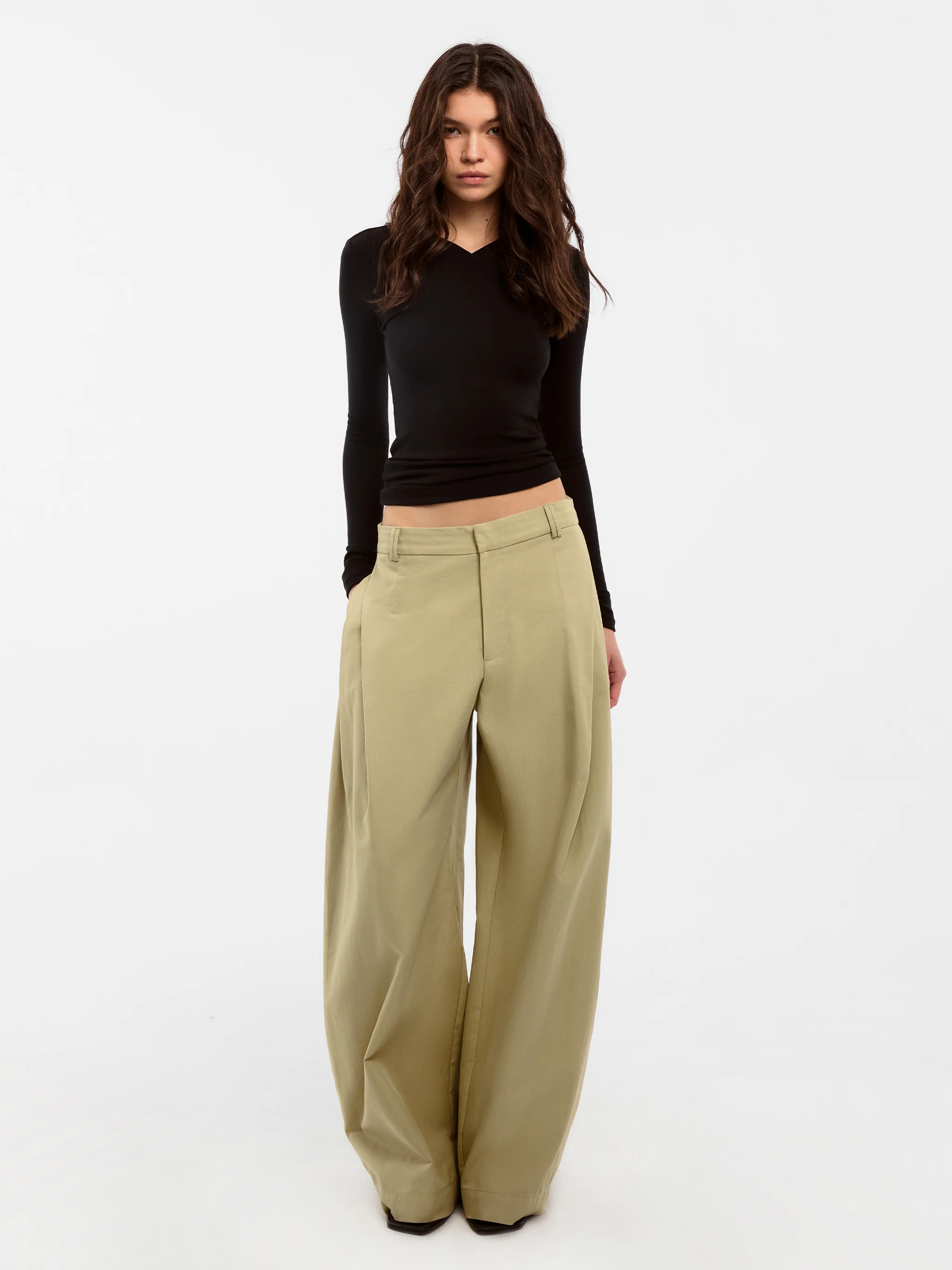 Wide-Leg Tapered Tailored Trousers - Image 5