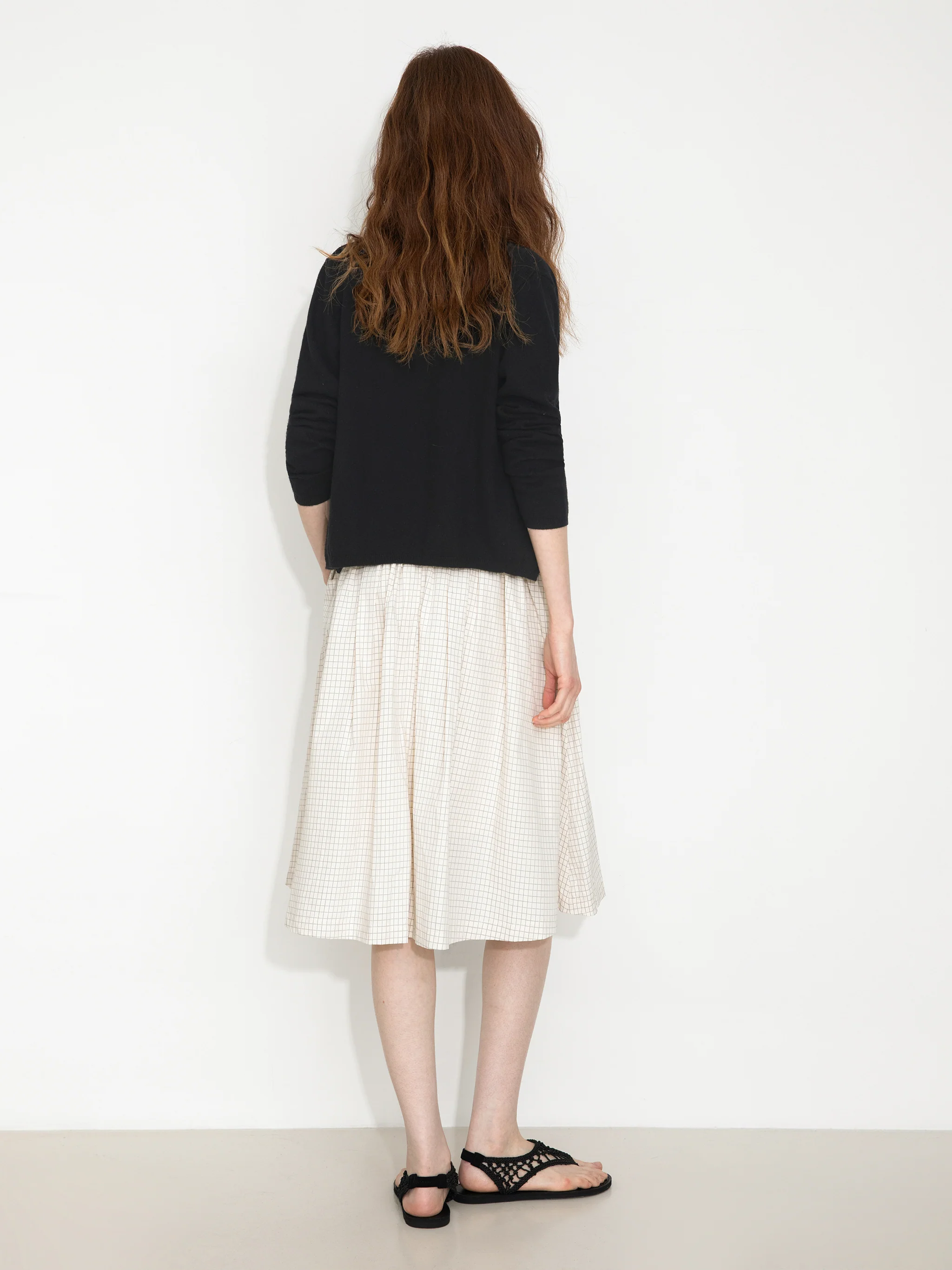 Zip-Up Collared Cropped Knit Cardigan & Vest Set - Image 12