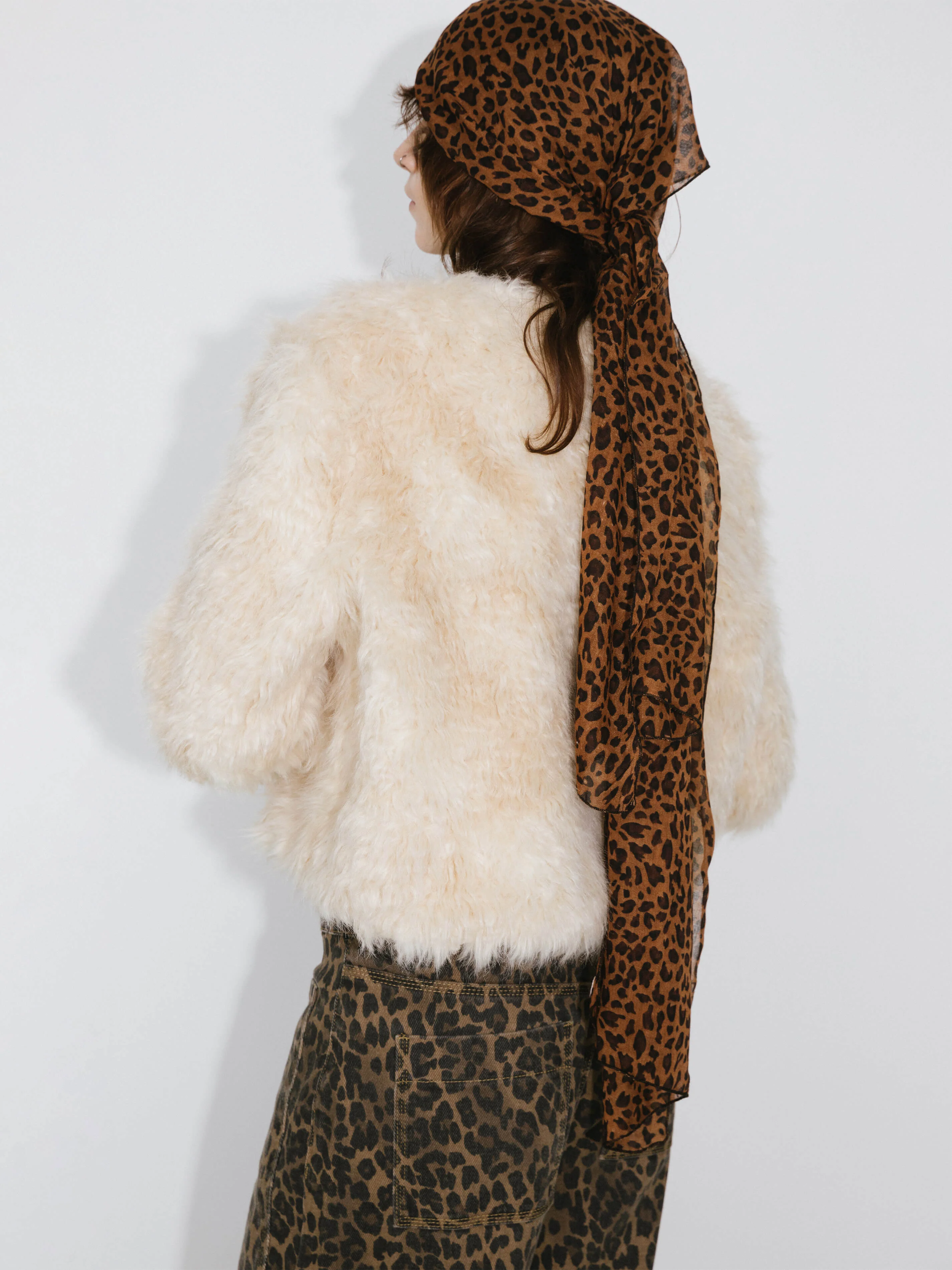 Zip Up Cropped Teddy Coat - Image 6